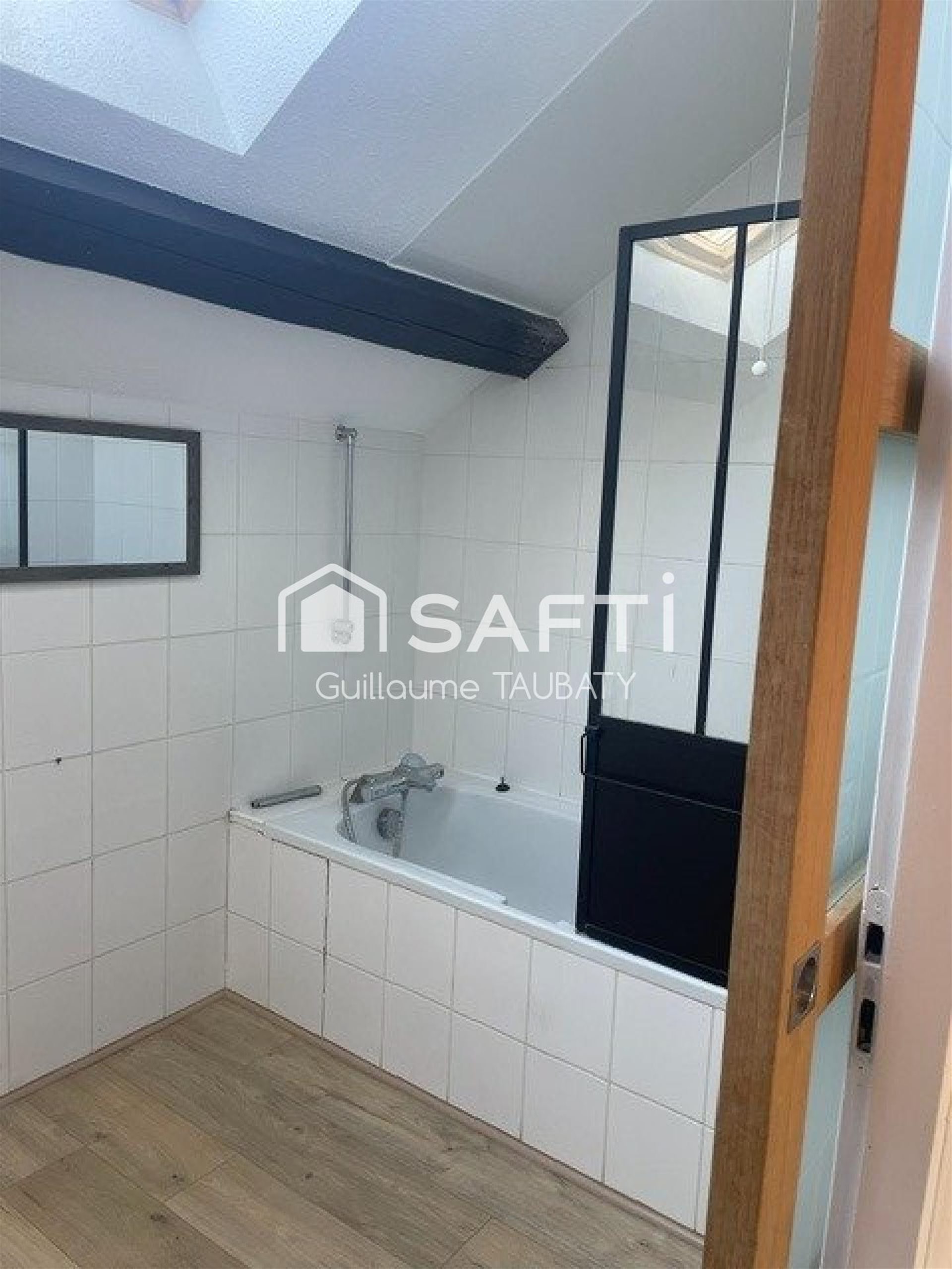 Appartement à louer, 84m², Saône