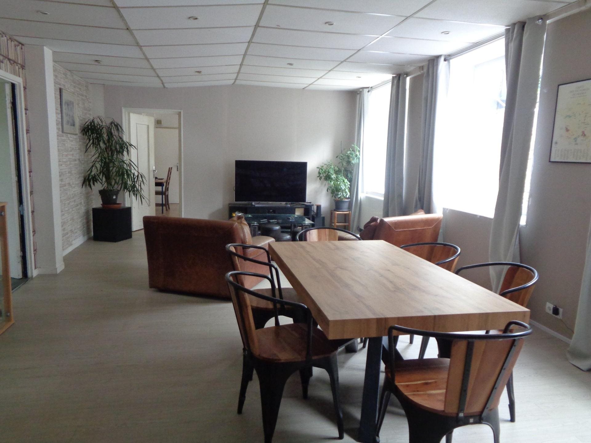 Maison à vendre, 446m², Lamastre