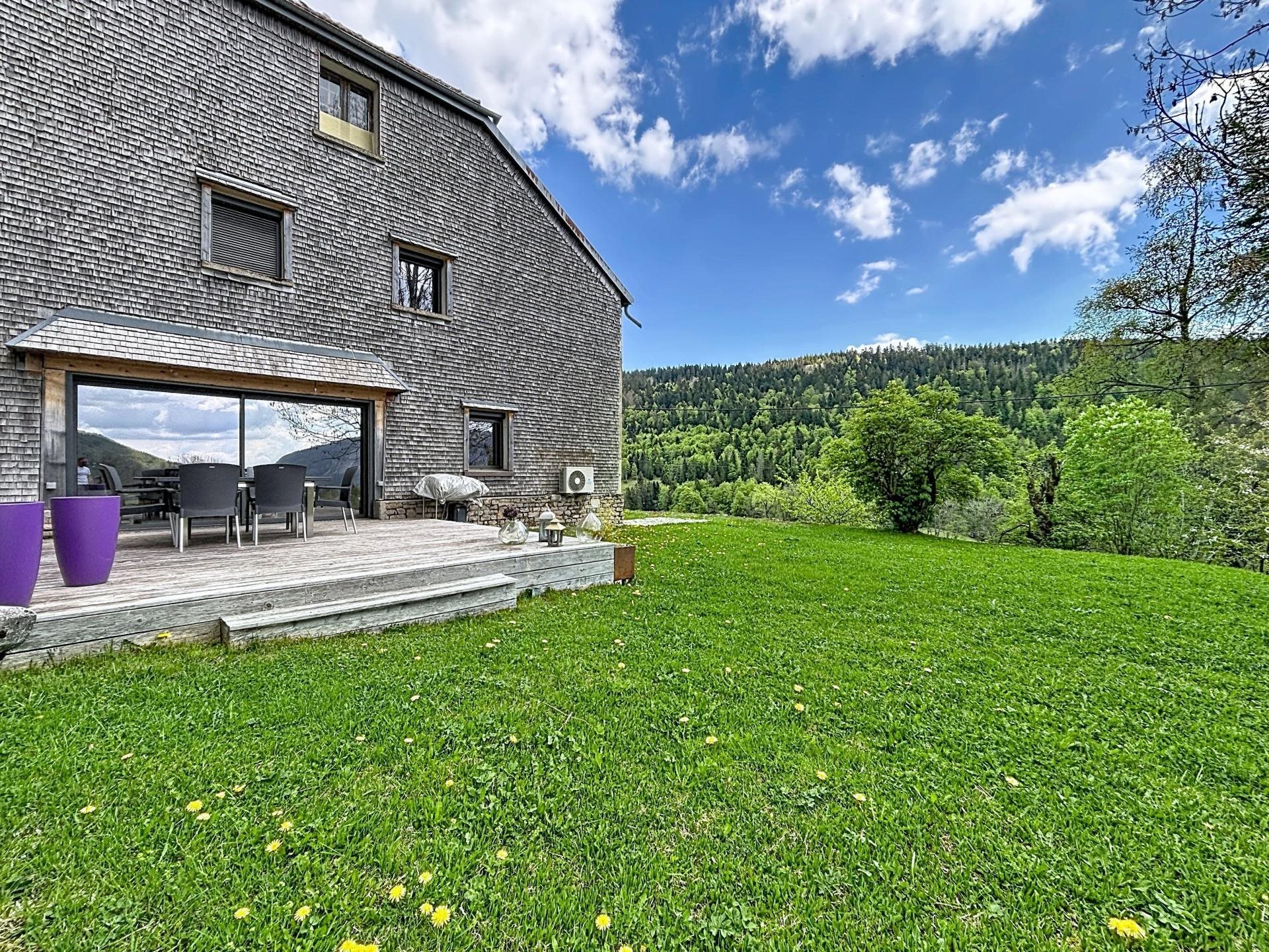 Maison à vendre, 188m², Lajoux
