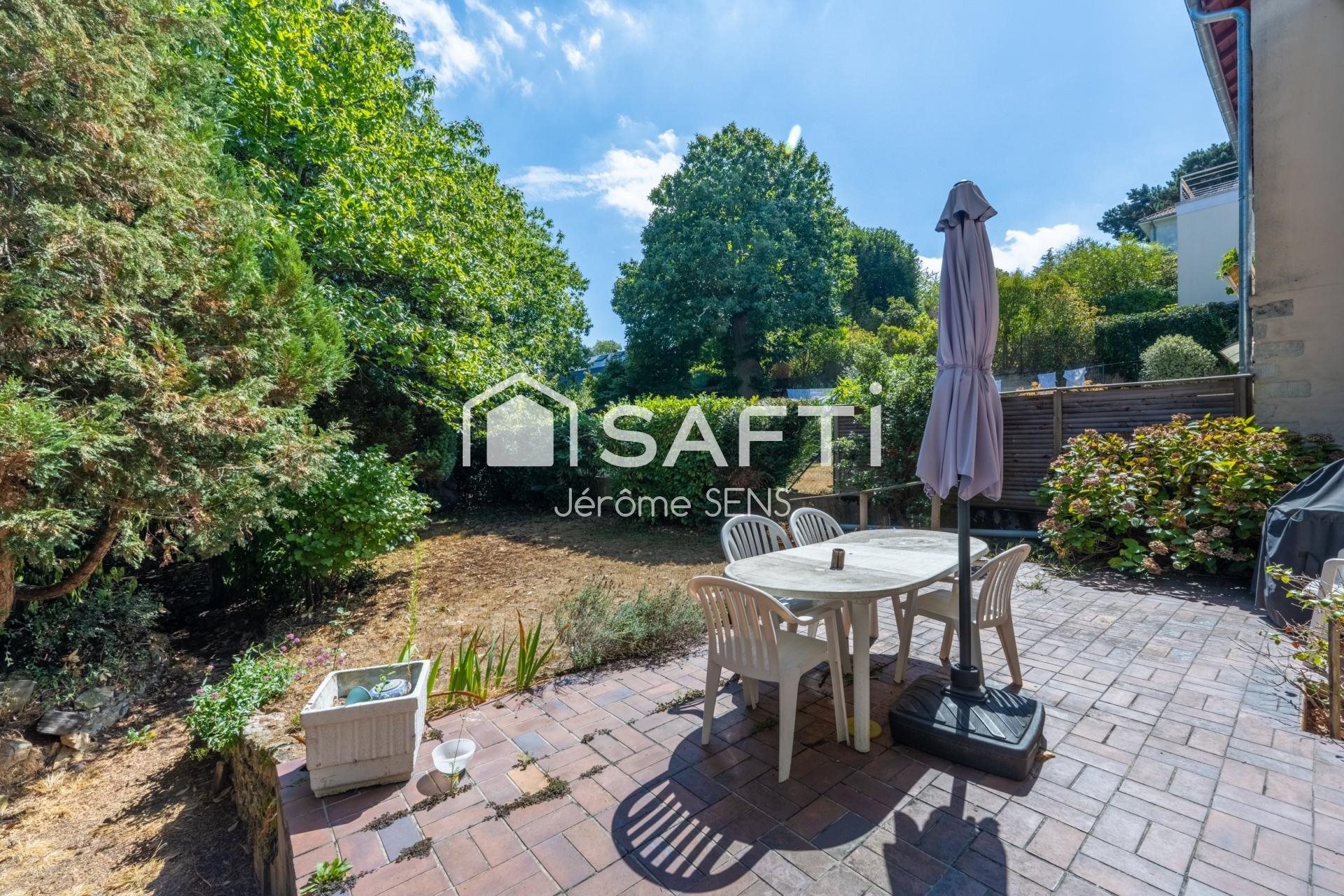 Maison à vendre, 121m², La Celle-Saint-Cloud