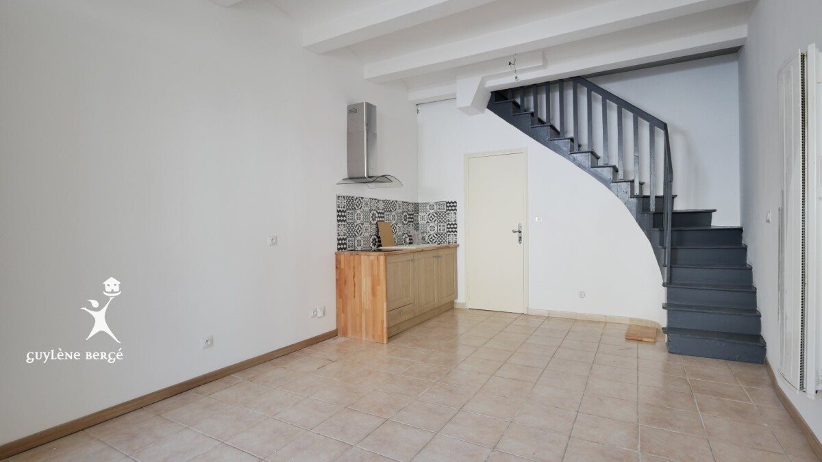 Maison à louer, 47m², Saint-Laurent-d'Aigouze