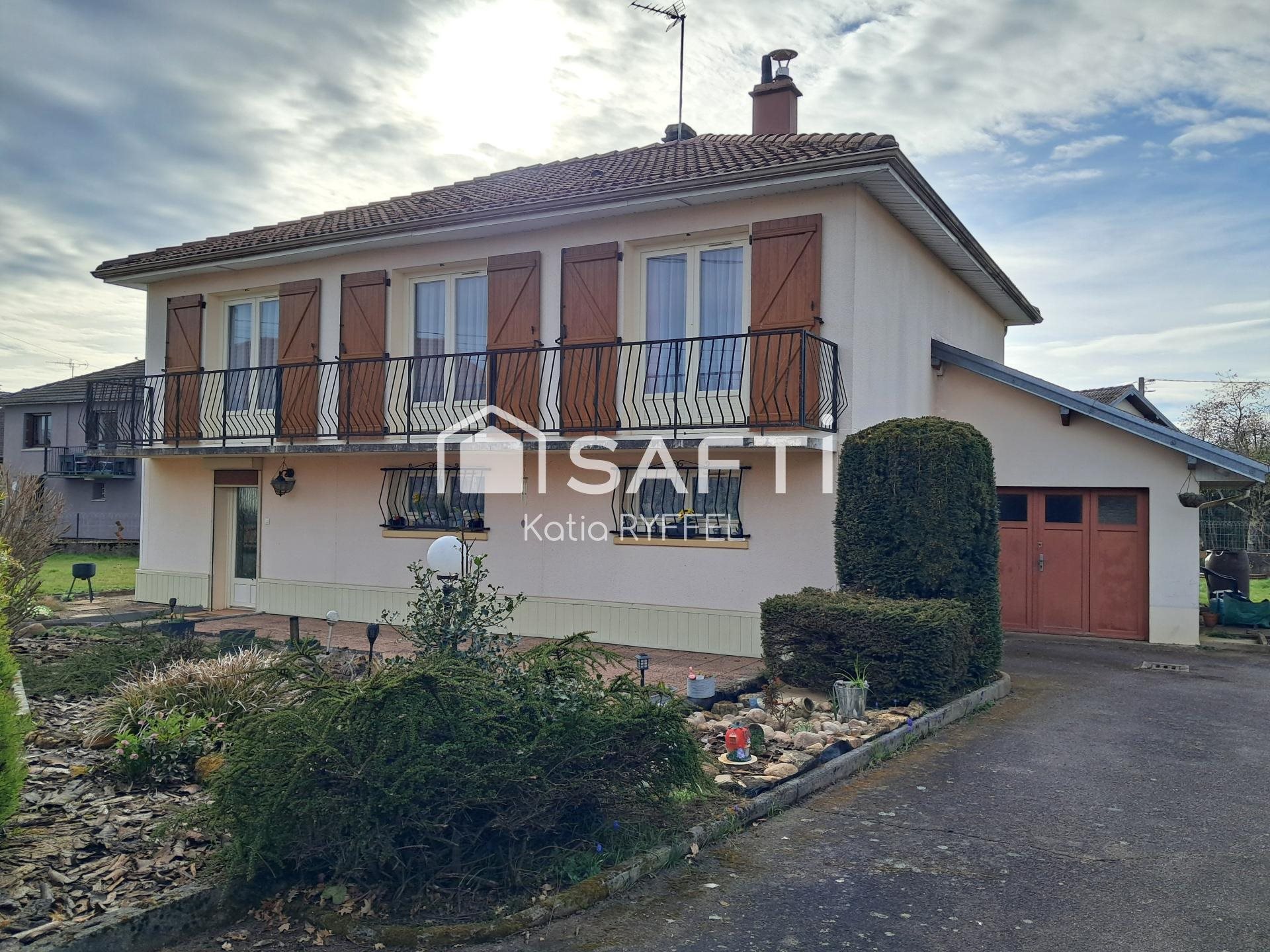 Maison à vendre, 117m², Froideconche