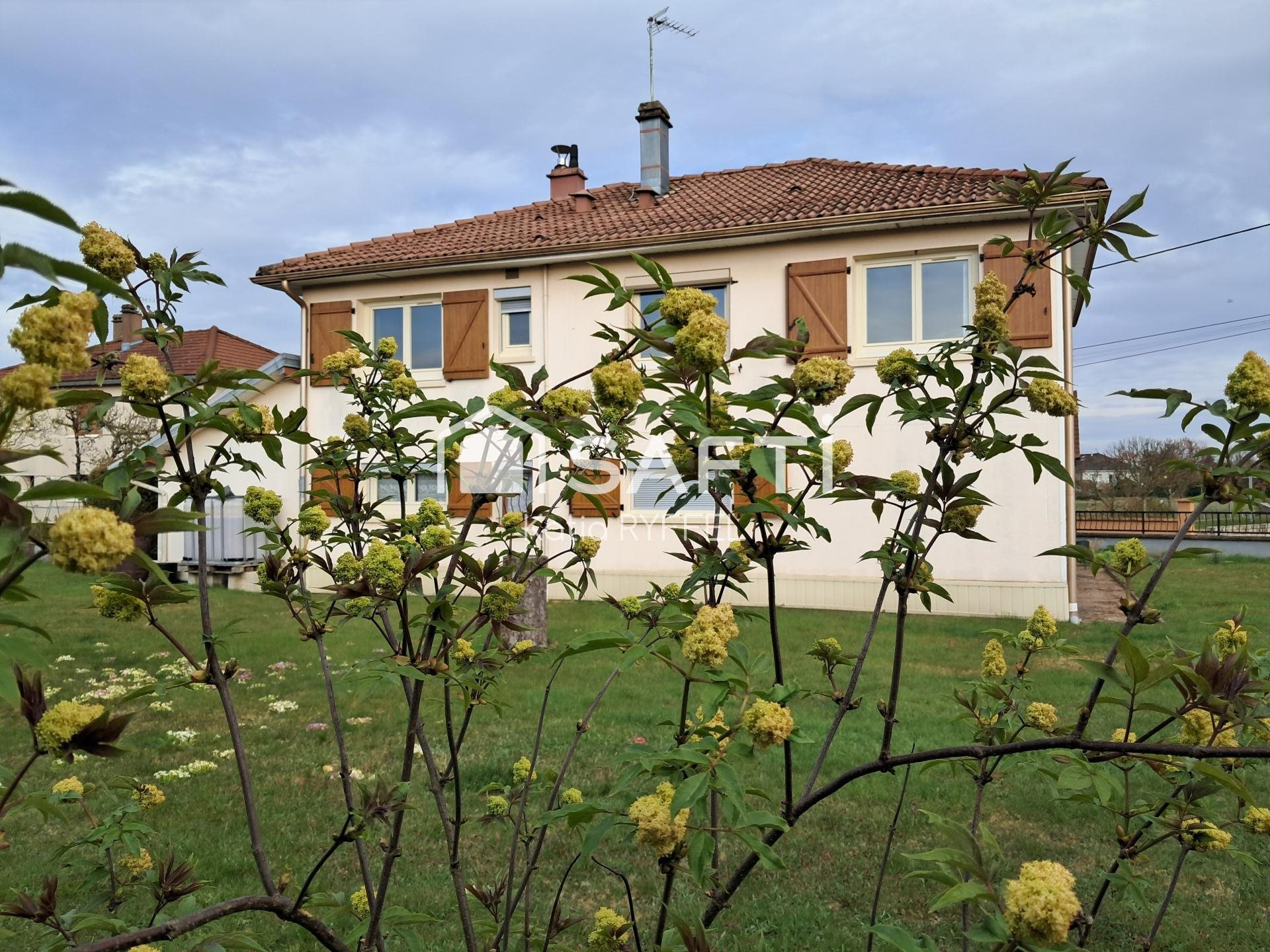 Maison à vendre, 117m², Froideconche