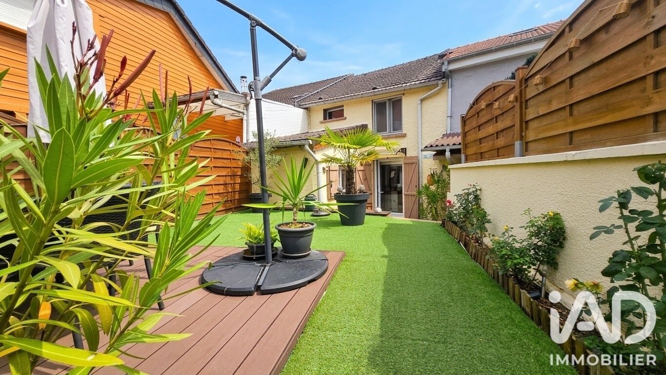 Maison à vendre, 94m², Deville