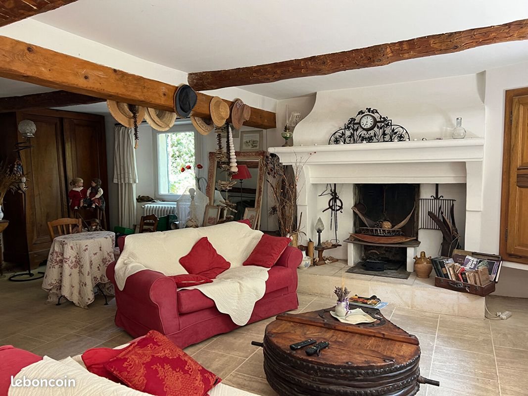 Maison à vendre, 250m², Gargas