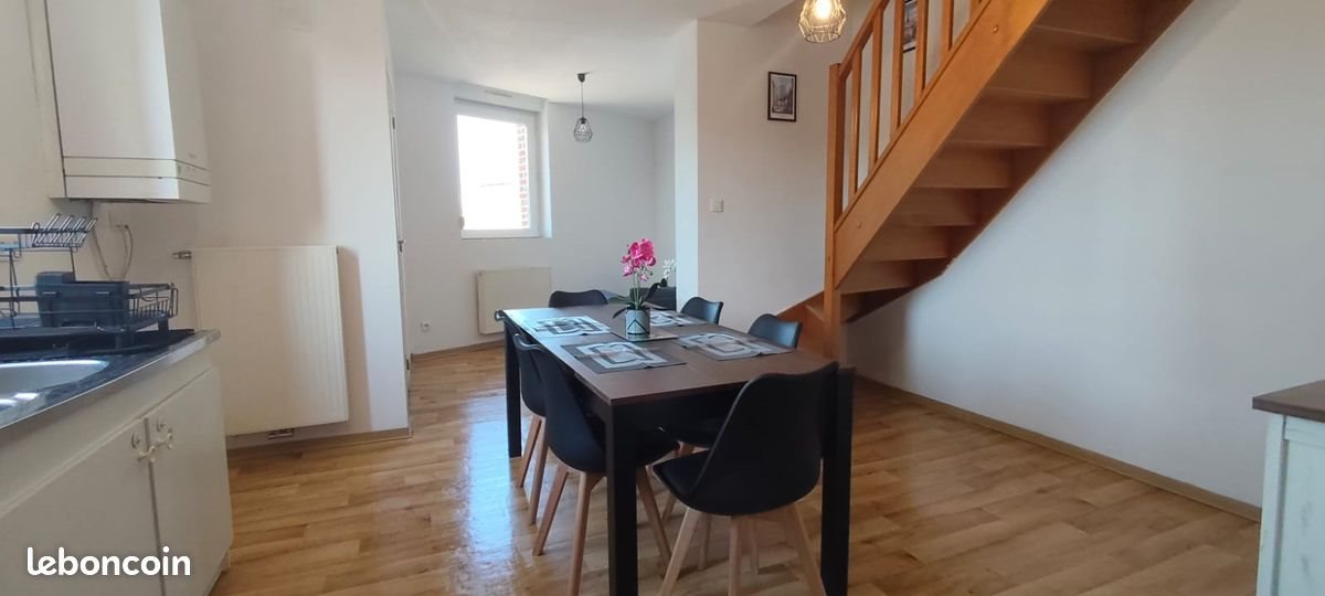 Appartement à louer, 63m², Trélon