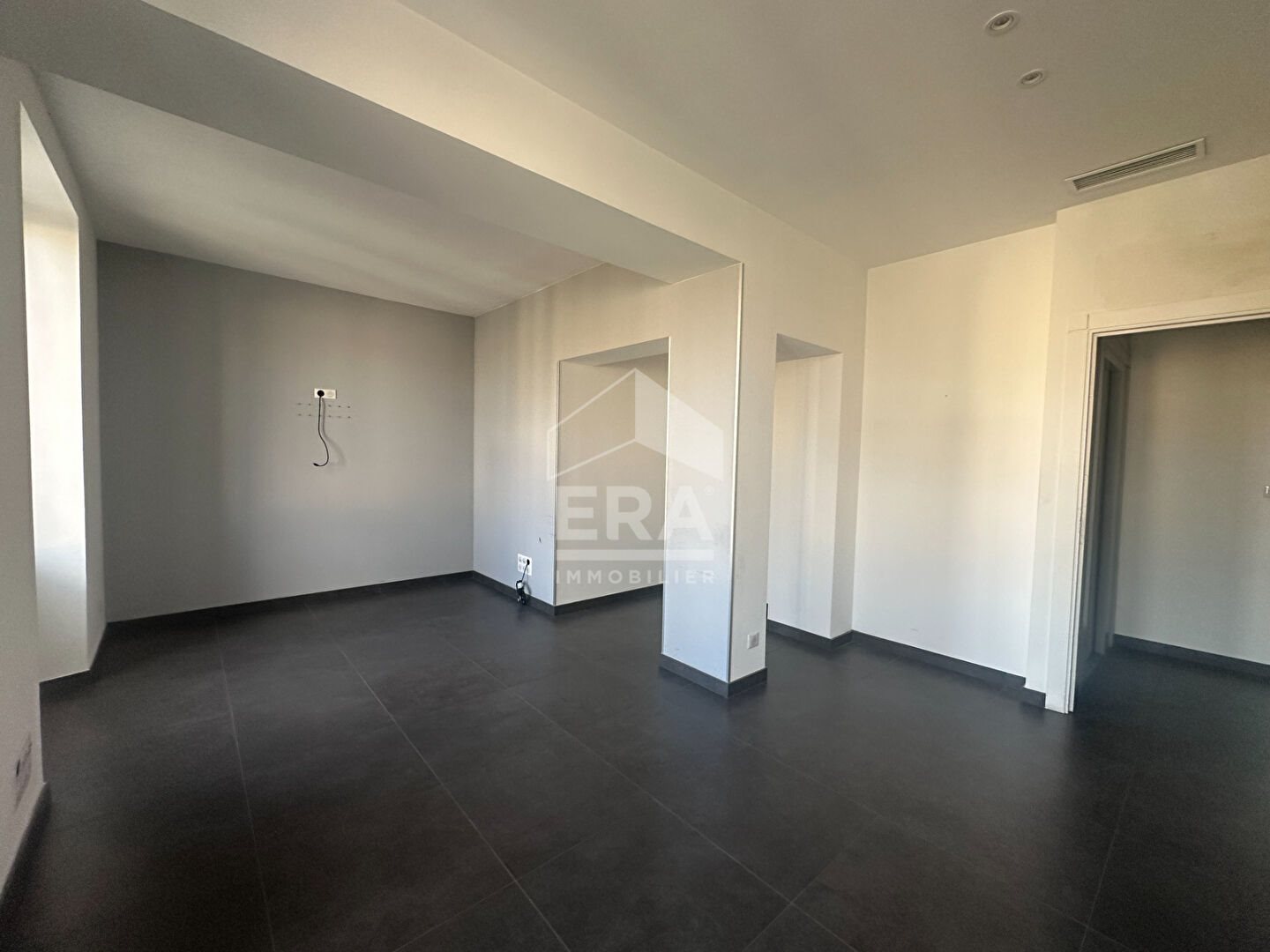Appartement à vendre, 145m², Saint-Maximin-la-Sainte-Baume