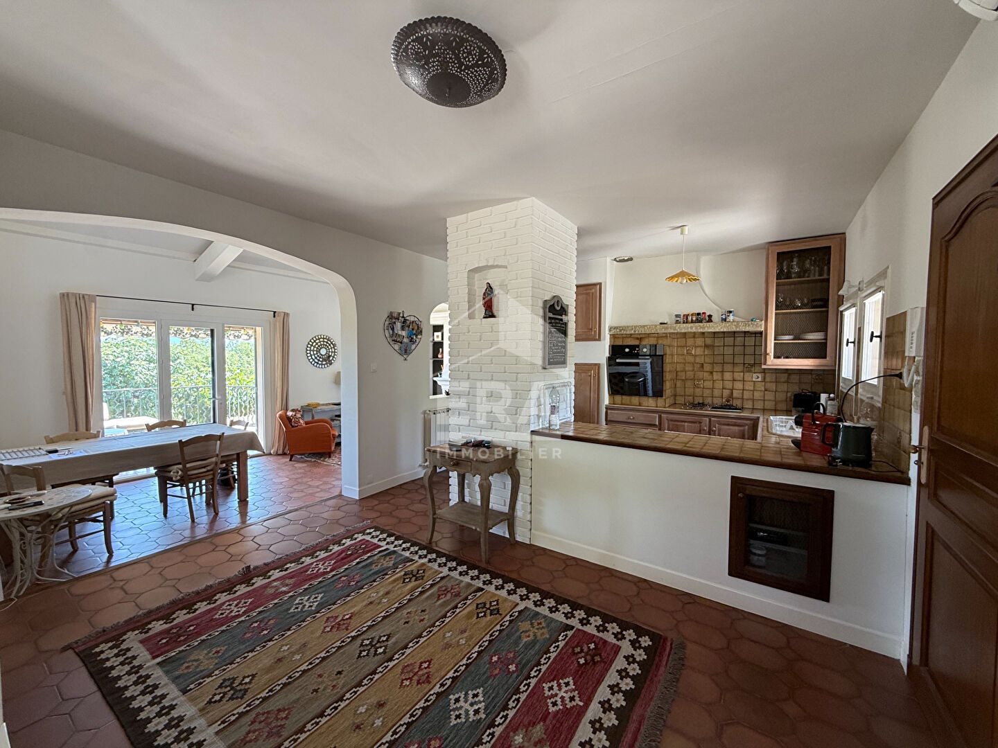 Maison à vendre, 150m², Saint-Maximin-la-Sainte-Baume