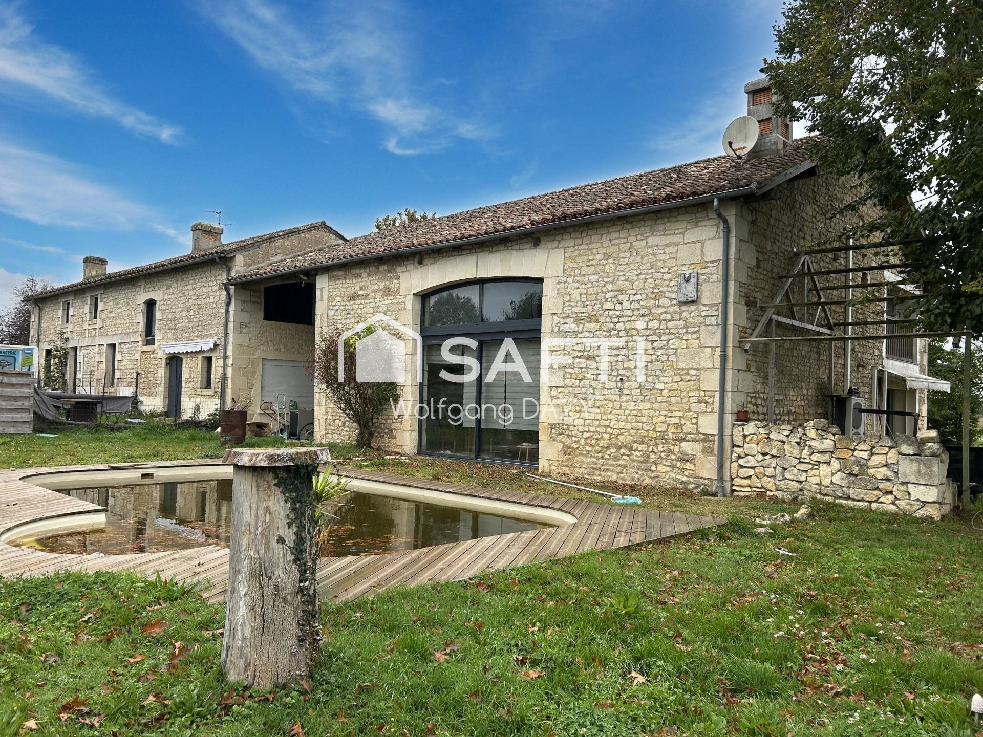 Maison à vendre, 381m², La Chapelle-Moulière