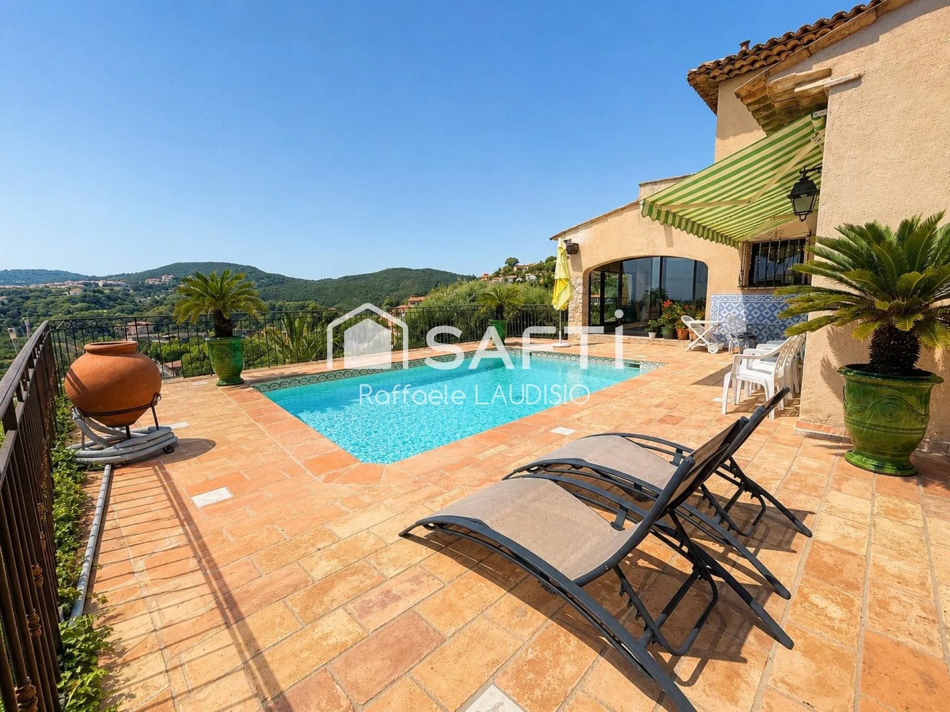 Maison à vendre, 224m², Saint-Raphaël