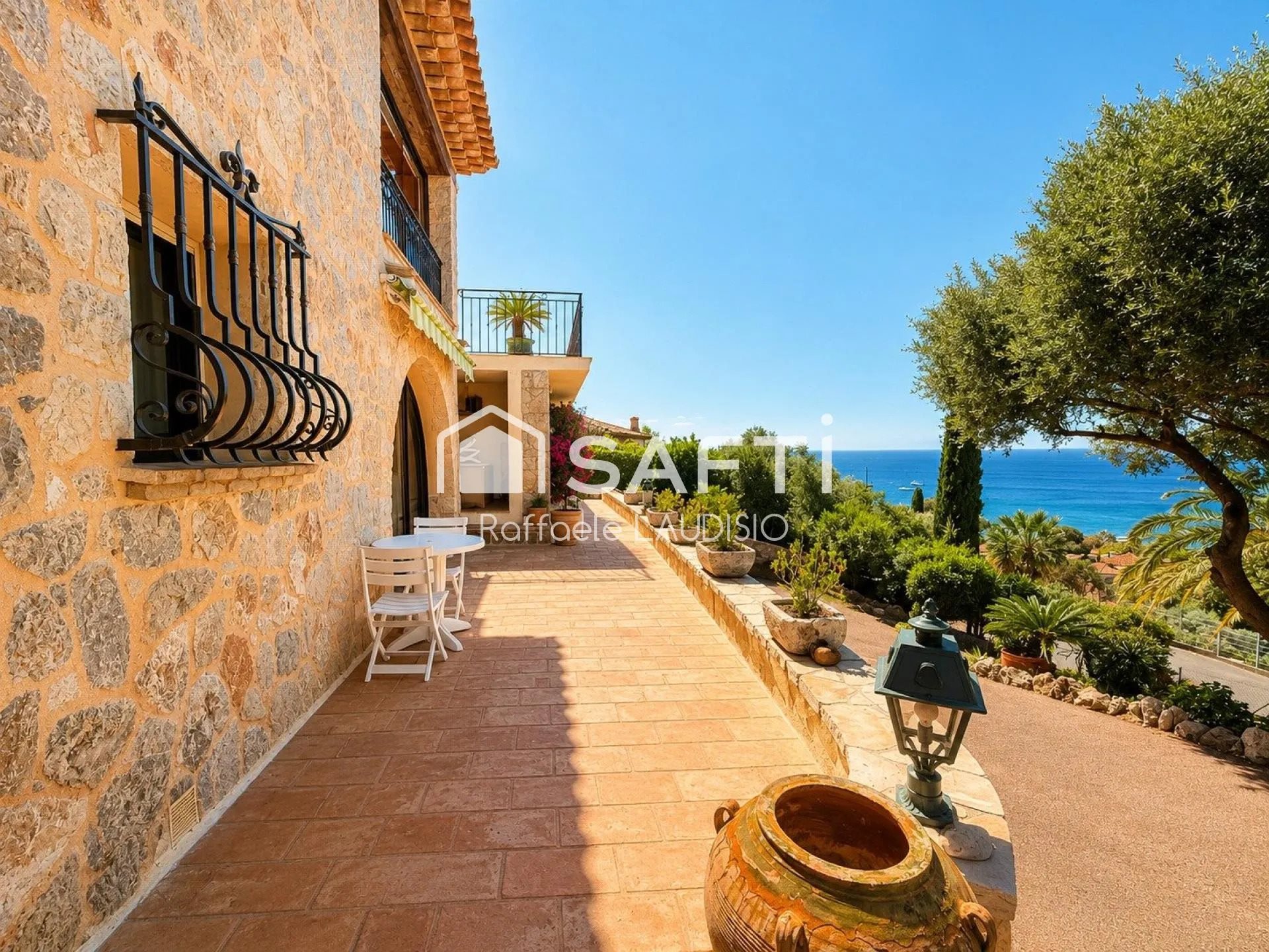 Maison à vendre, 224m², Saint-Raphaël