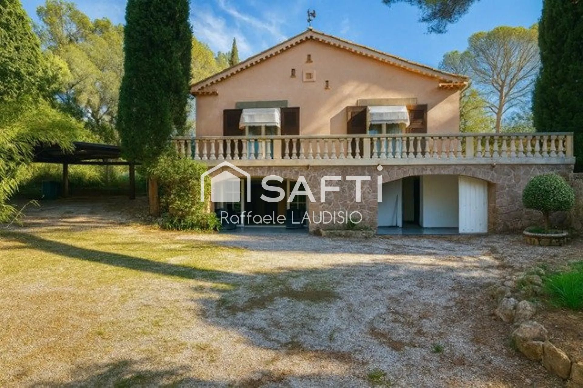 Maison à vendre, 142m², Saint-Raphaël