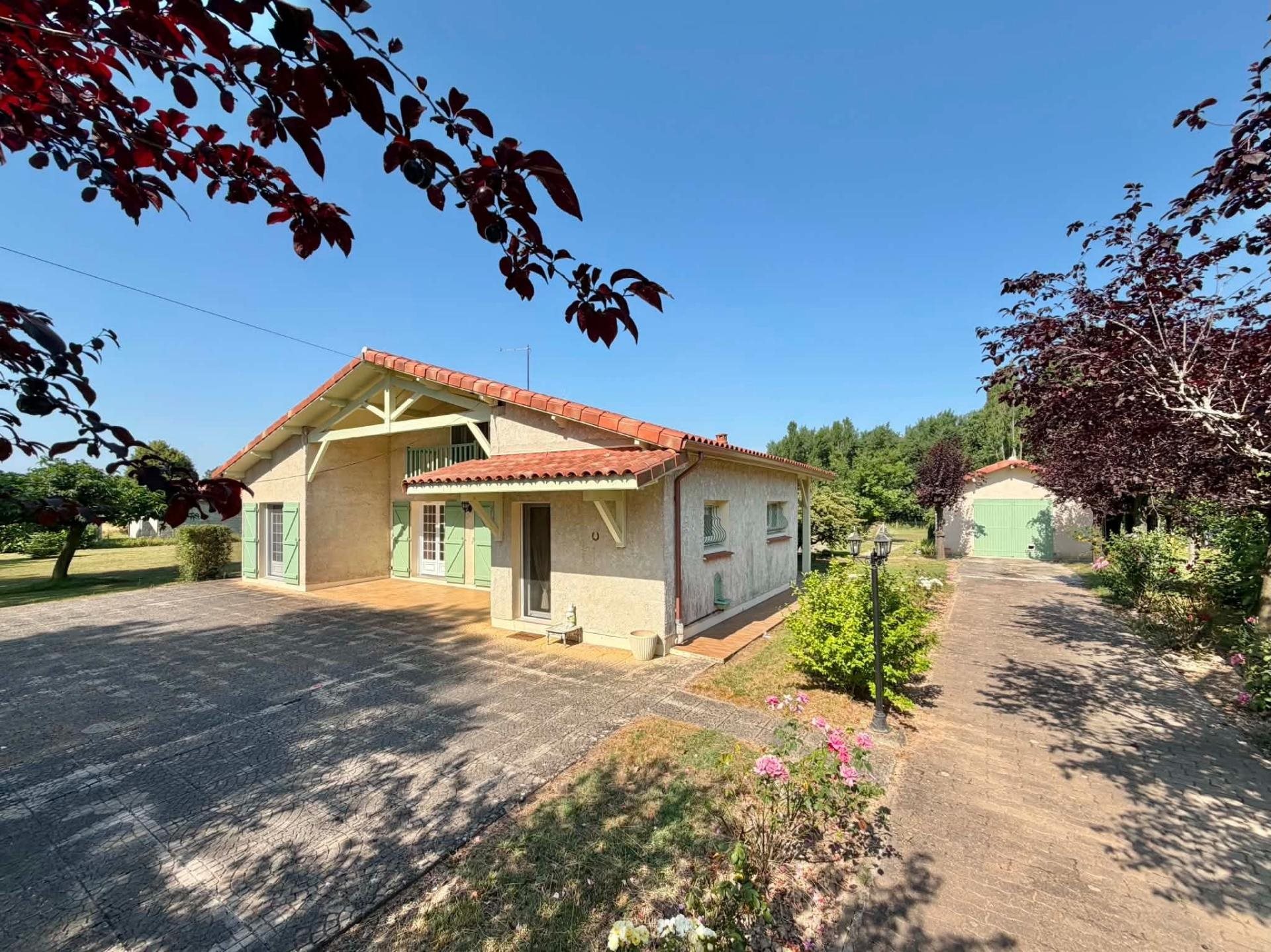 Maison à vendre, 115m², Castelnau-d'Auzan
