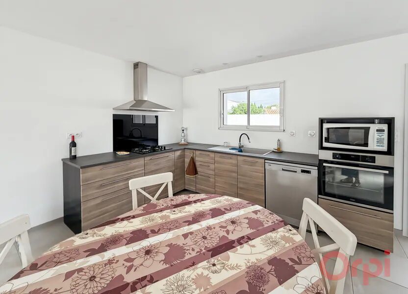 Maison à vendre, 87m², Bessan