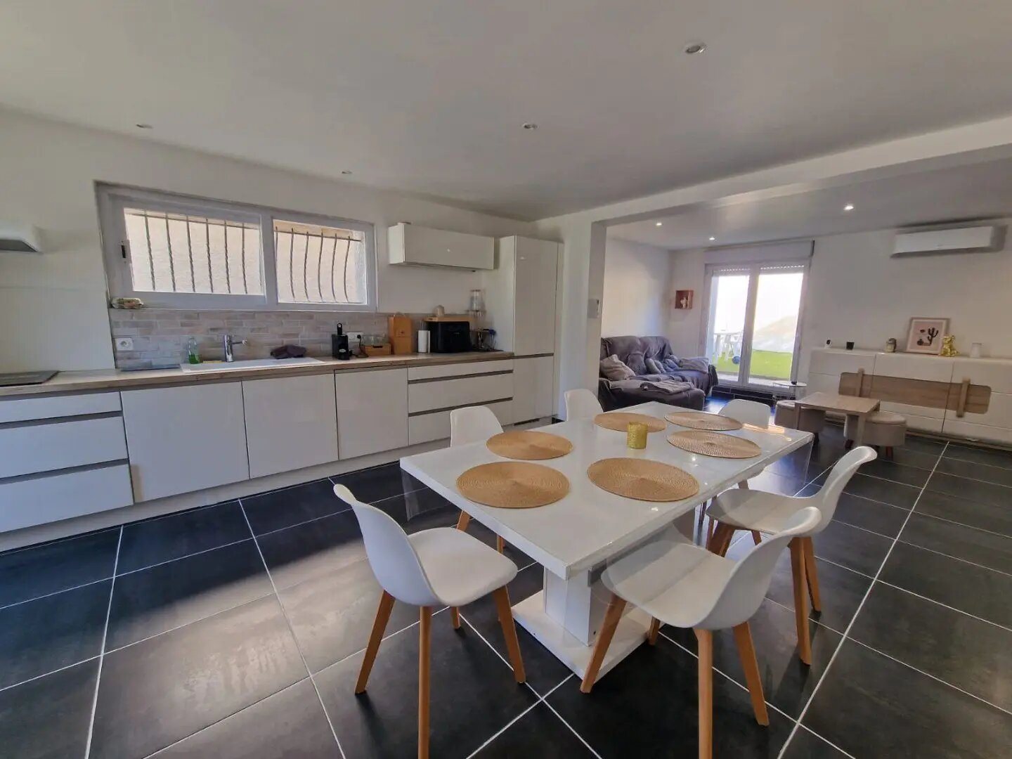 Maison à vendre, 88m², Bessan