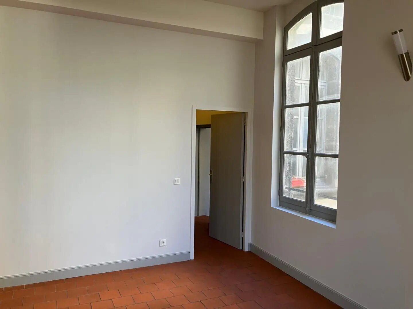 Appartement à louer, 47m², Bessan