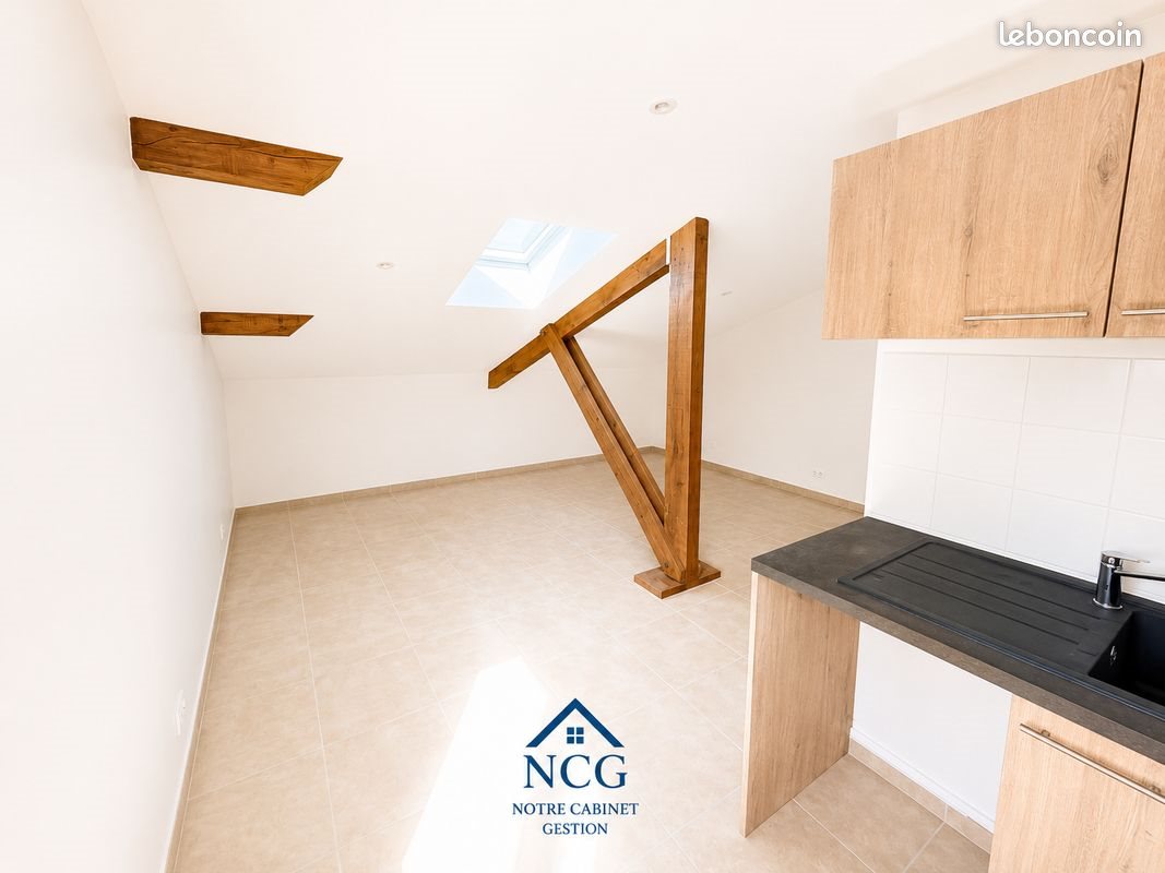 Appartement à louer, 22m², Pommiers
