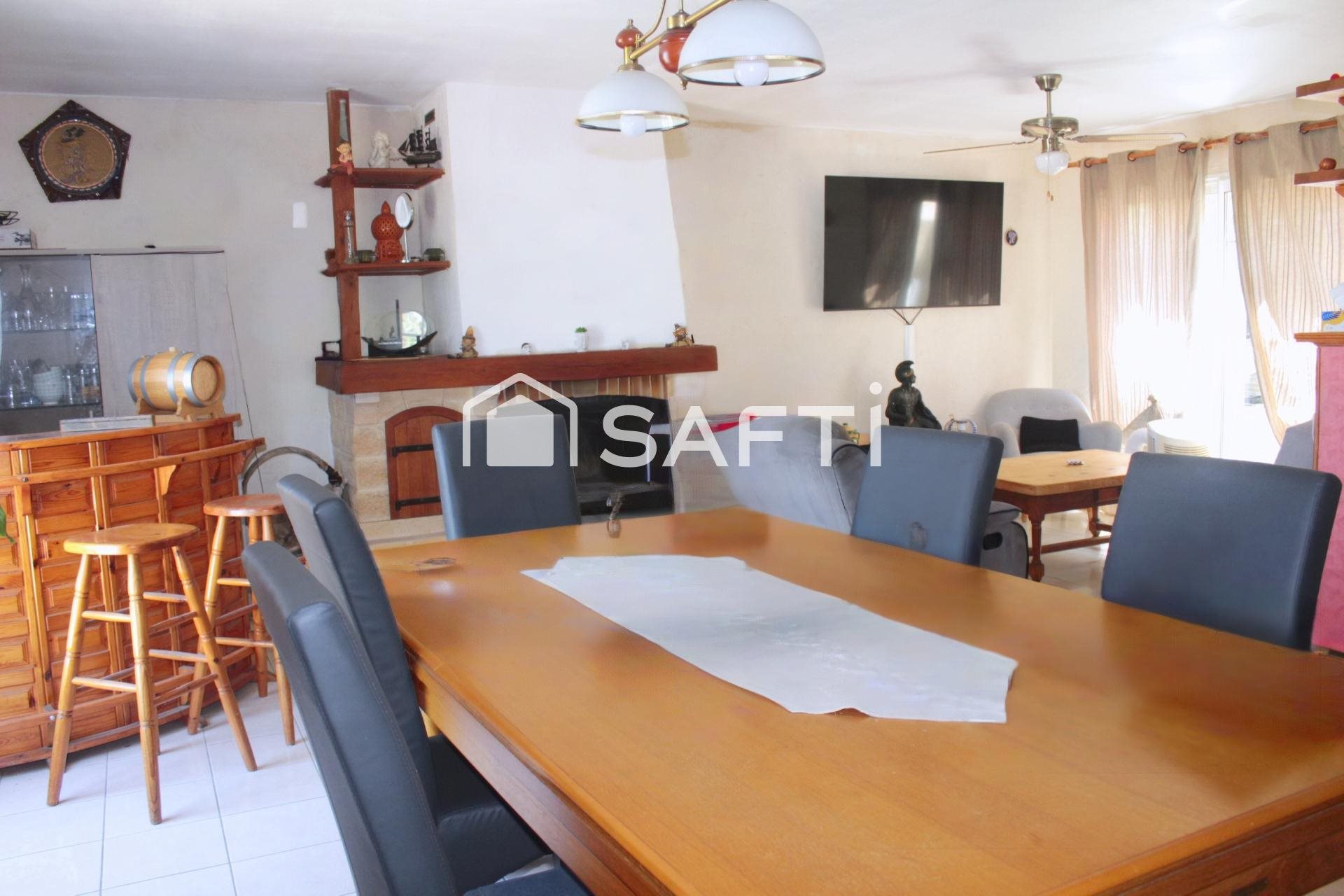 Maison à vendre, 115m², Saint-Genis-de-Saintonge