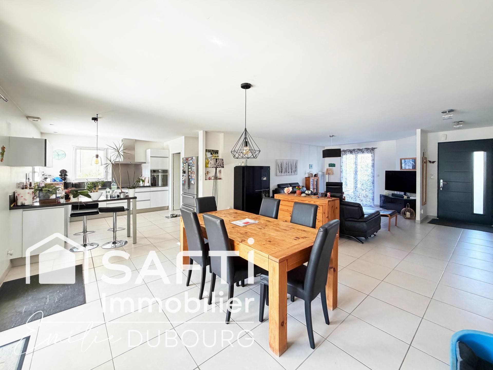 Maison à vendre, 110m², Vayres