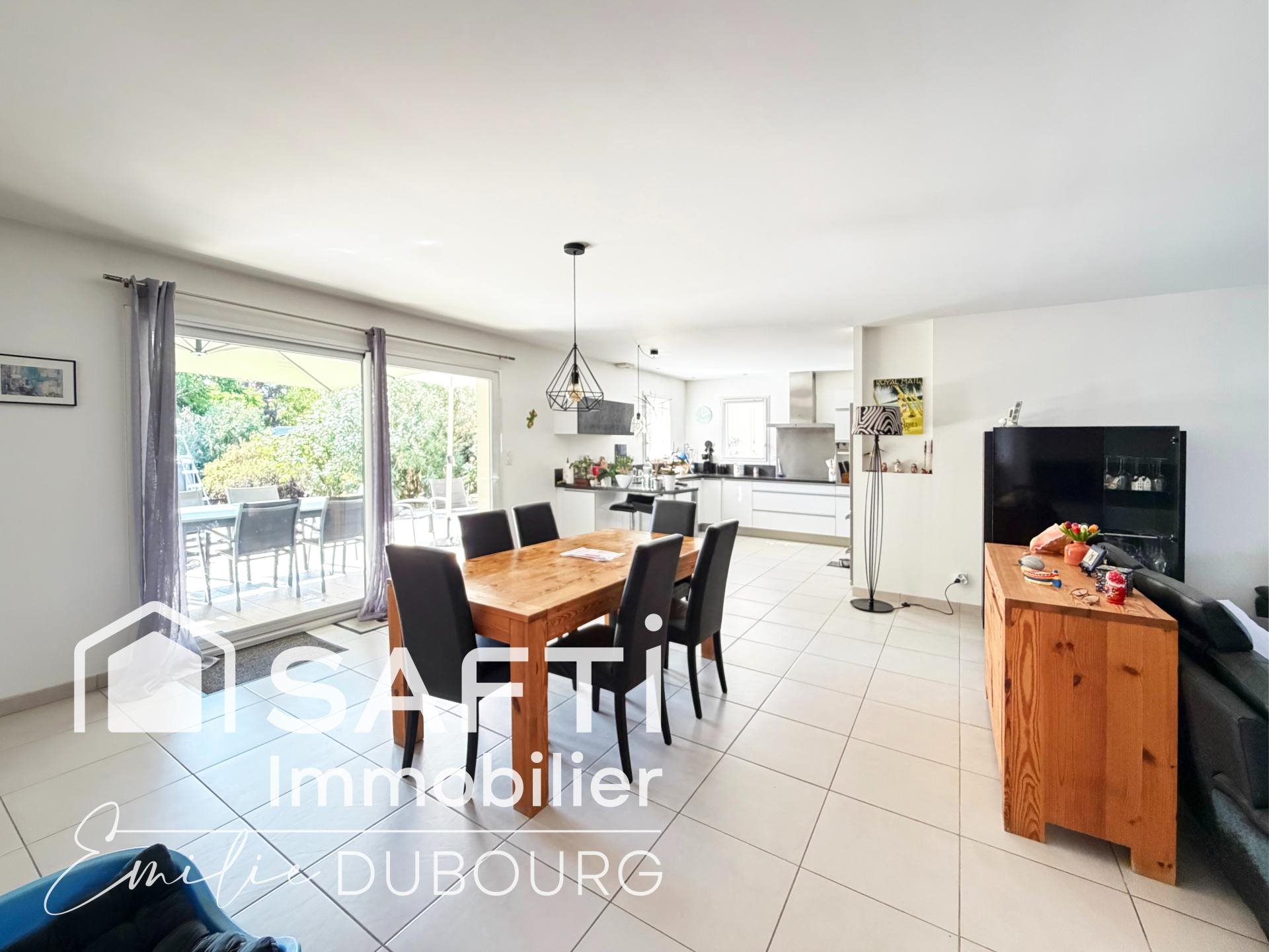 Maison à vendre, 110m², Vayres