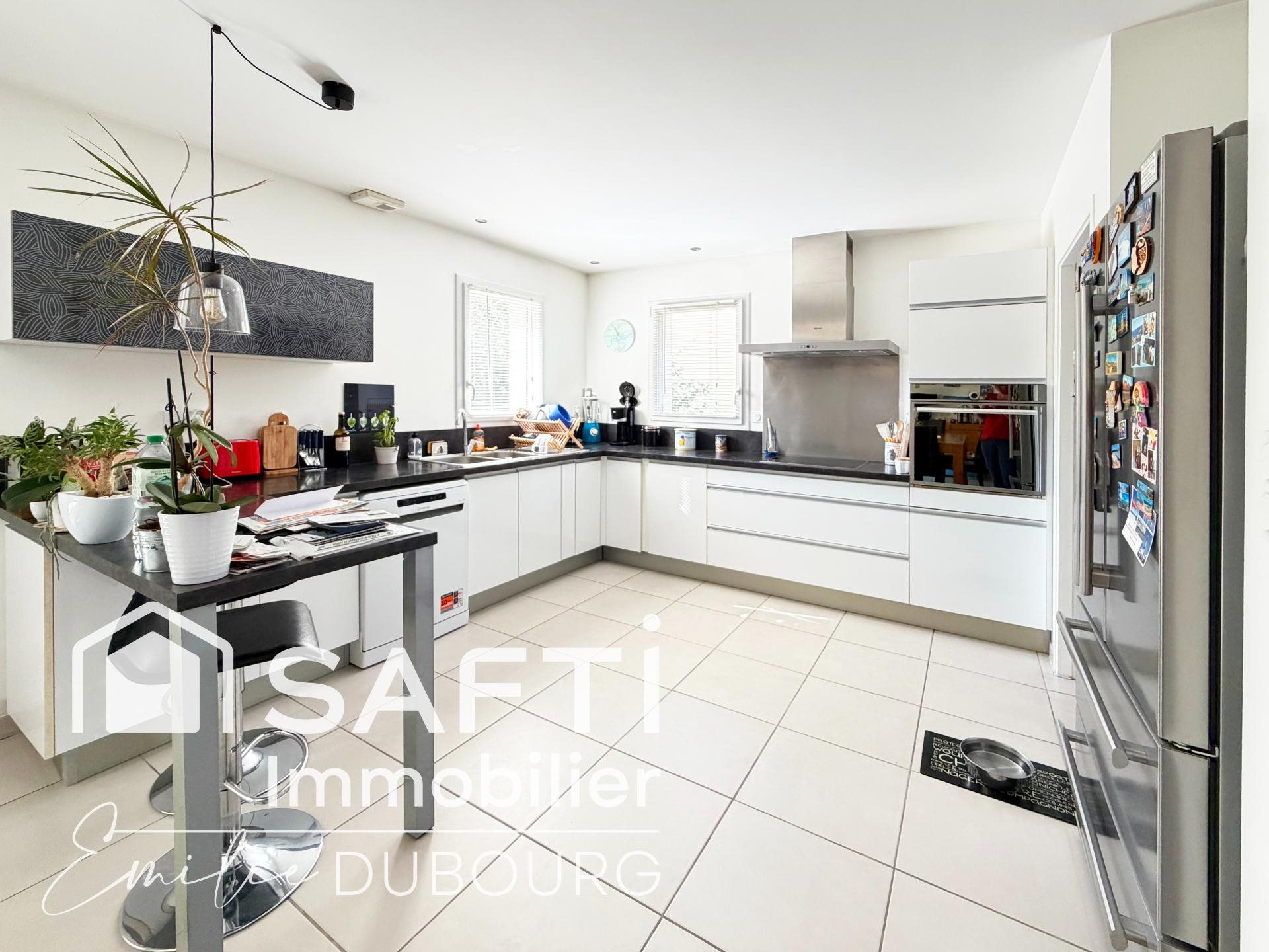 Maison à vendre, 110m², Vayres