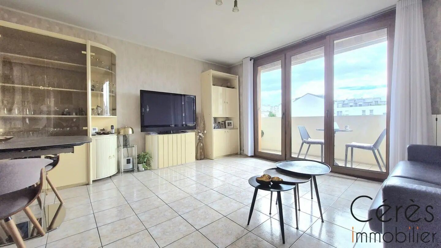 Appartement à vendre, 70m², Romainville