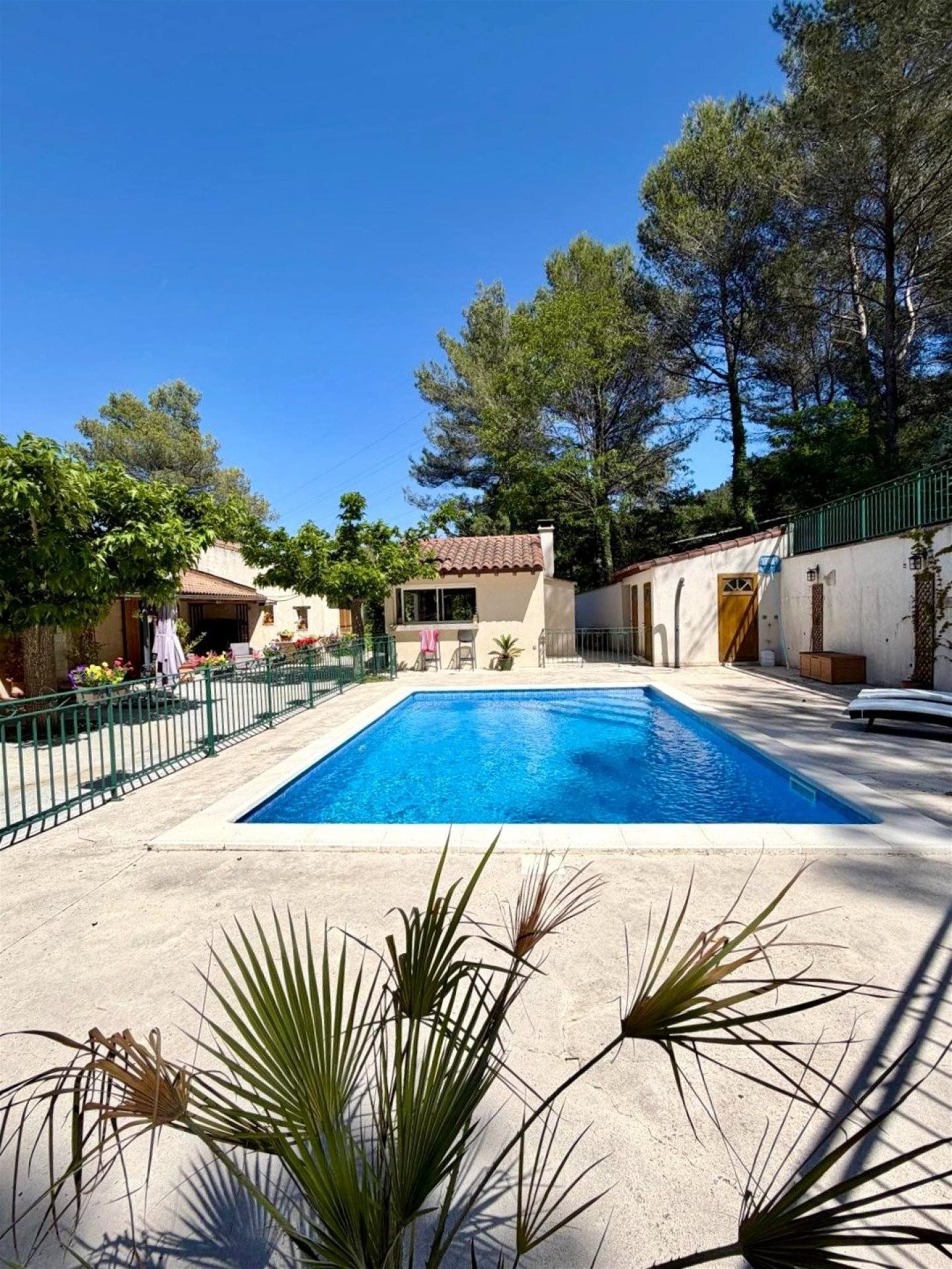 Maison à vendre, 260m², Simiane-Collongue