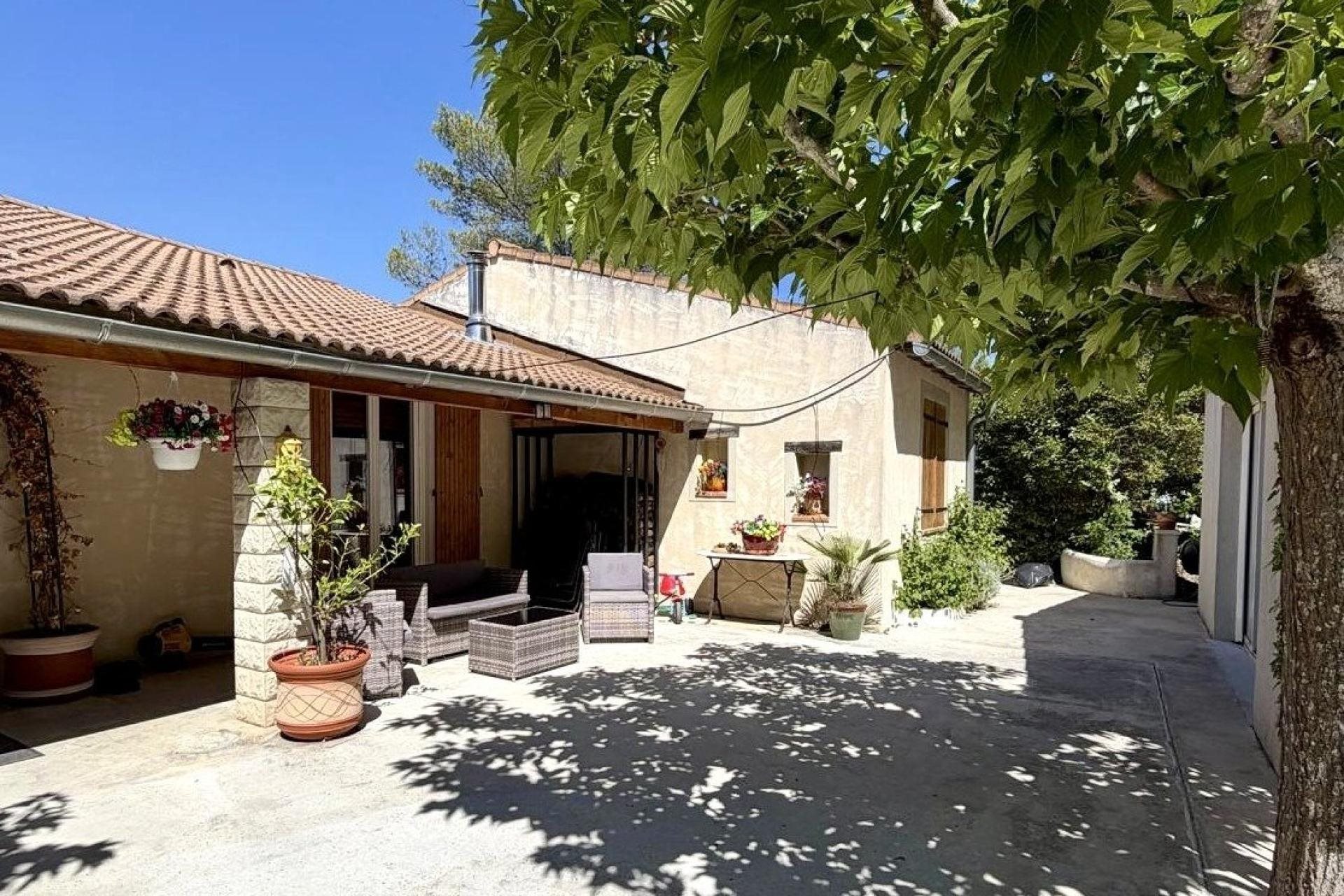 Maison à vendre, 260m², Simiane-Collongue