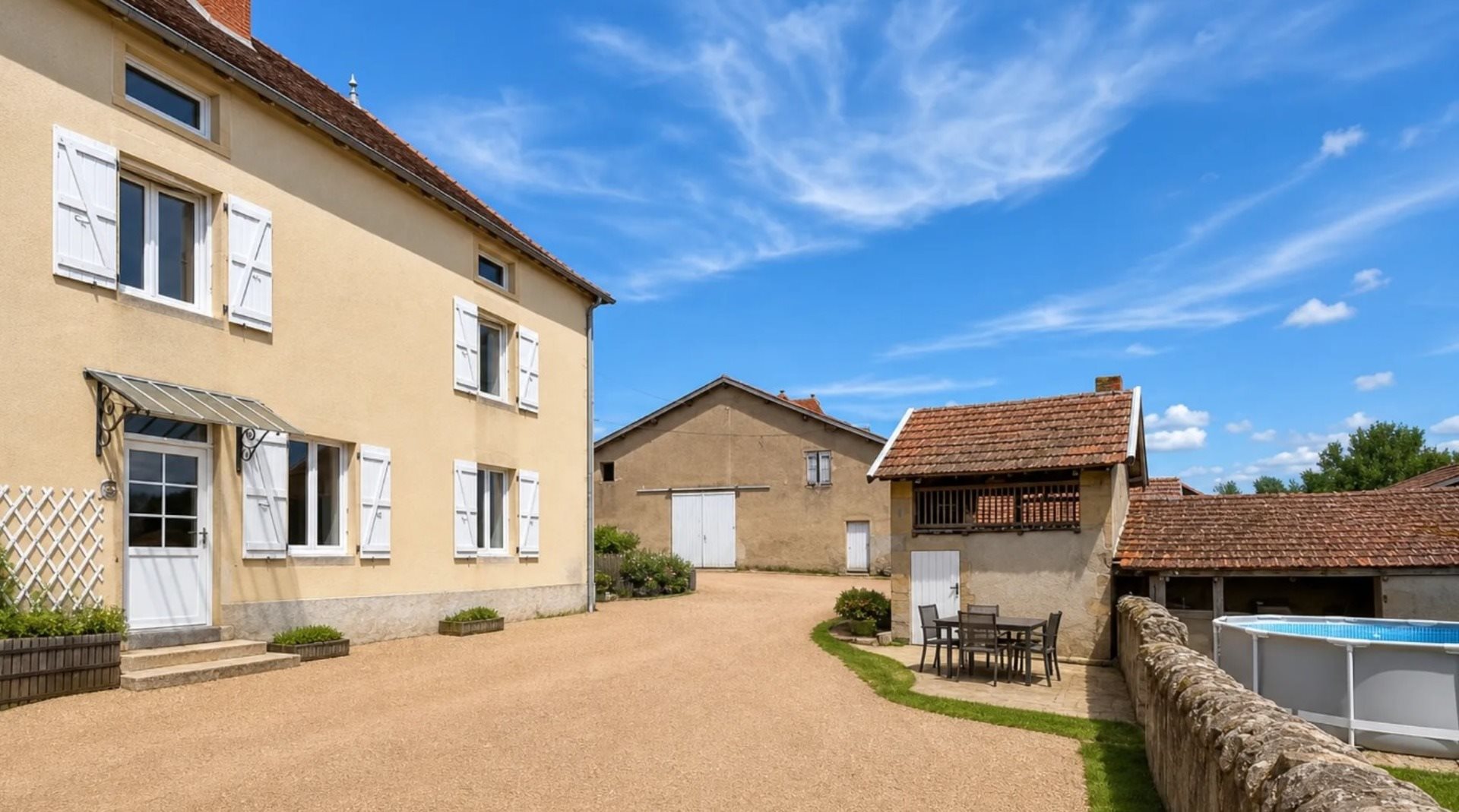 Maison à vendre, 187m², Saint-Laurent-en-Brionnais