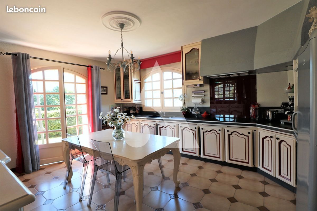 Maison à vendre, 168m², Bagnères-de-Bigorre