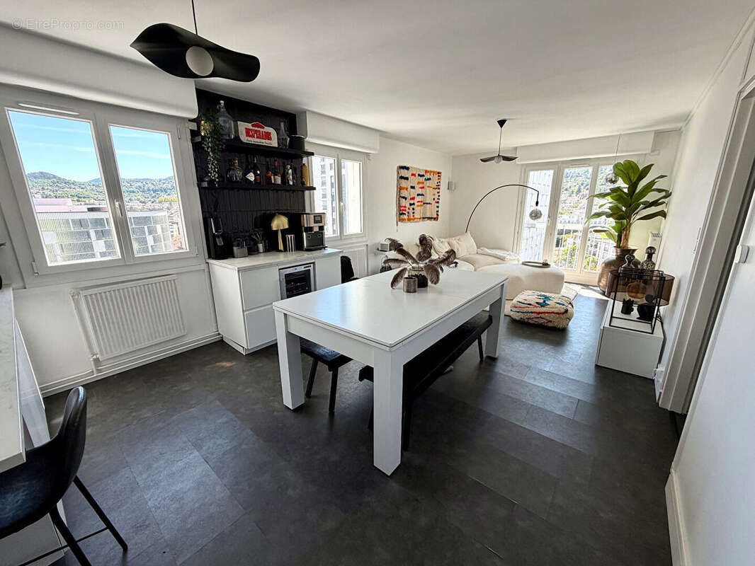 Appartement à vendre, 81m², Clermont-Ferrand