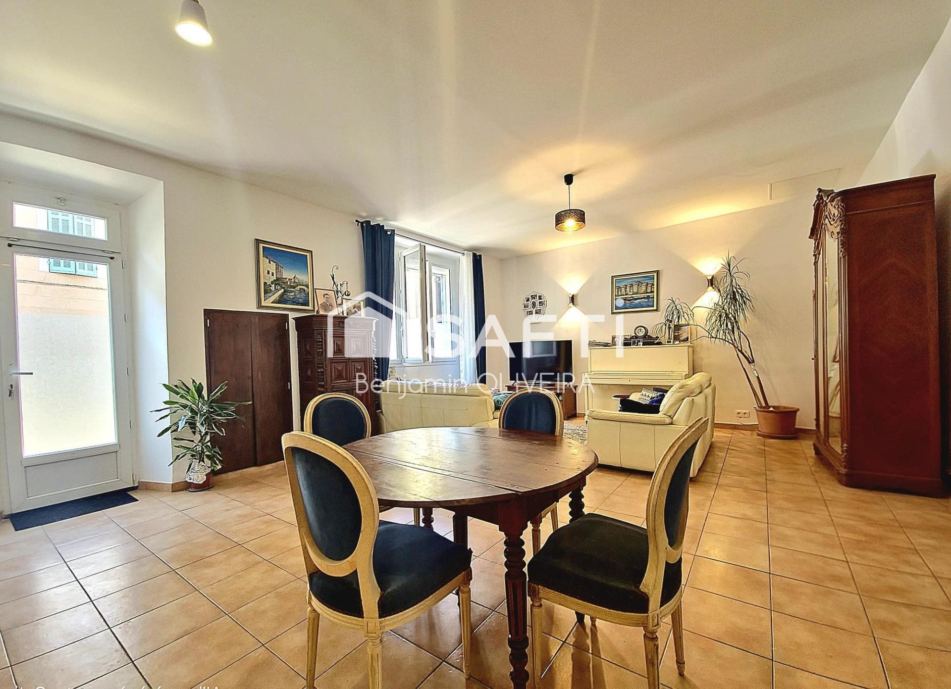 Appartement à vendre, 117m², Saint-Zacharie