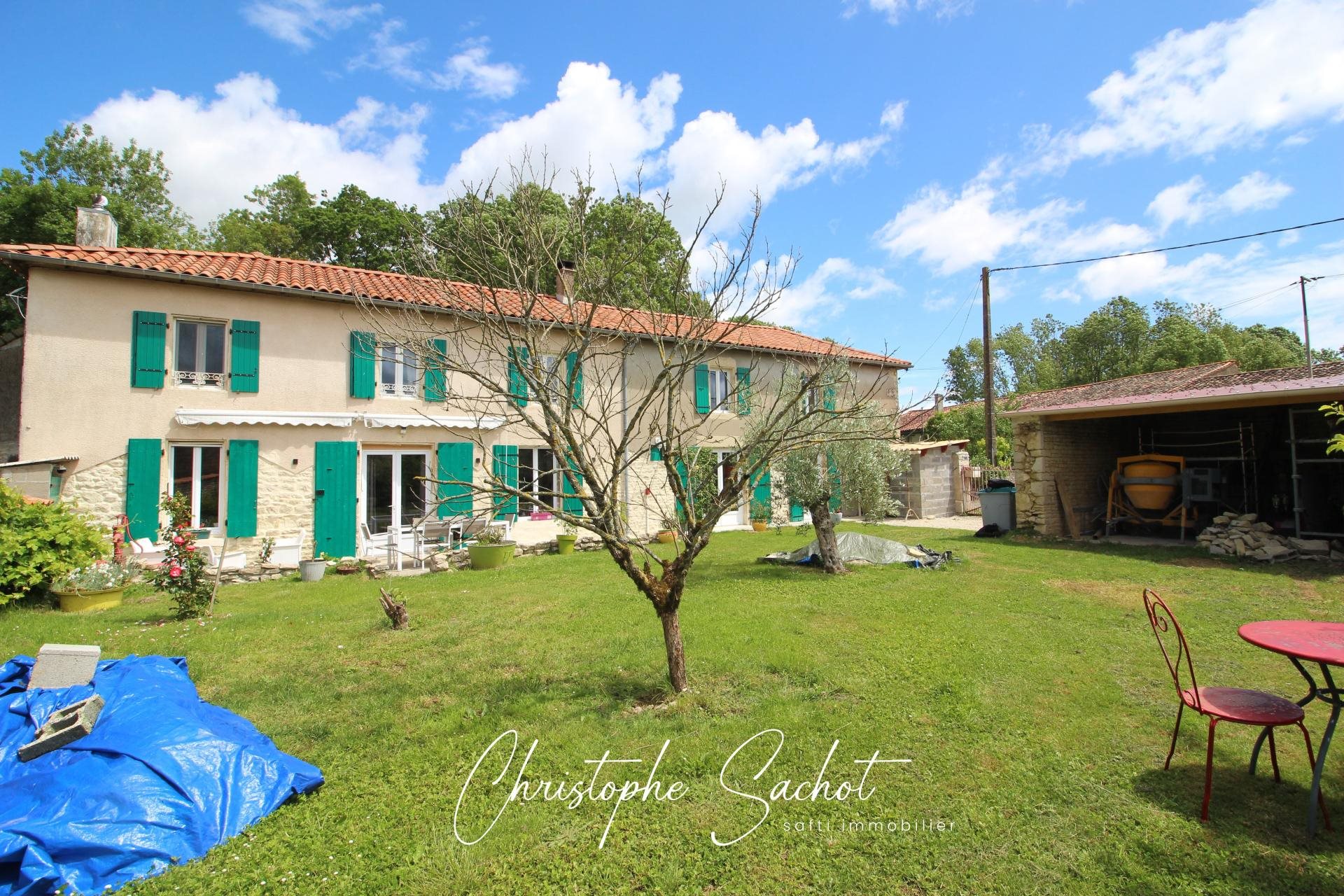 Maison à vendre, 171m², Villefollet