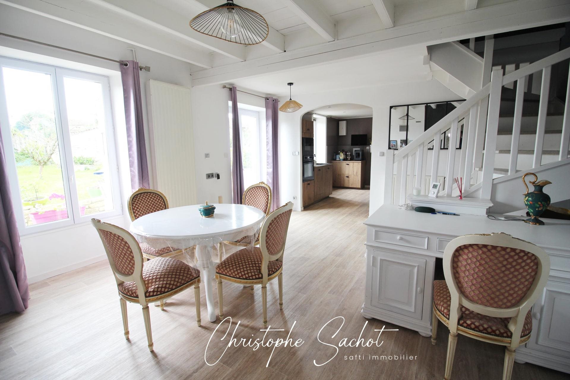 Maison à vendre, 171m², Villefollet