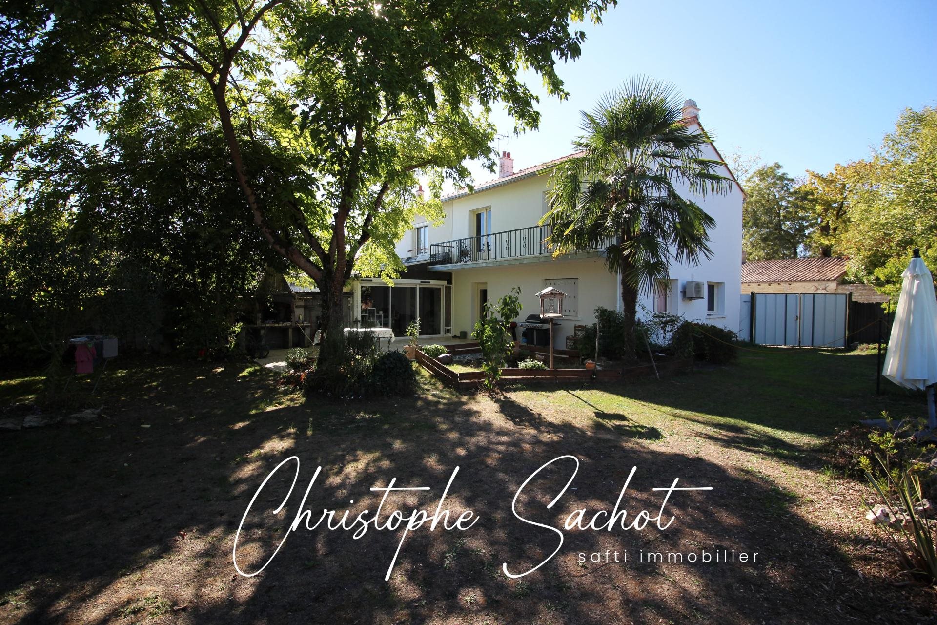 Maison à vendre, 164m², Arçais