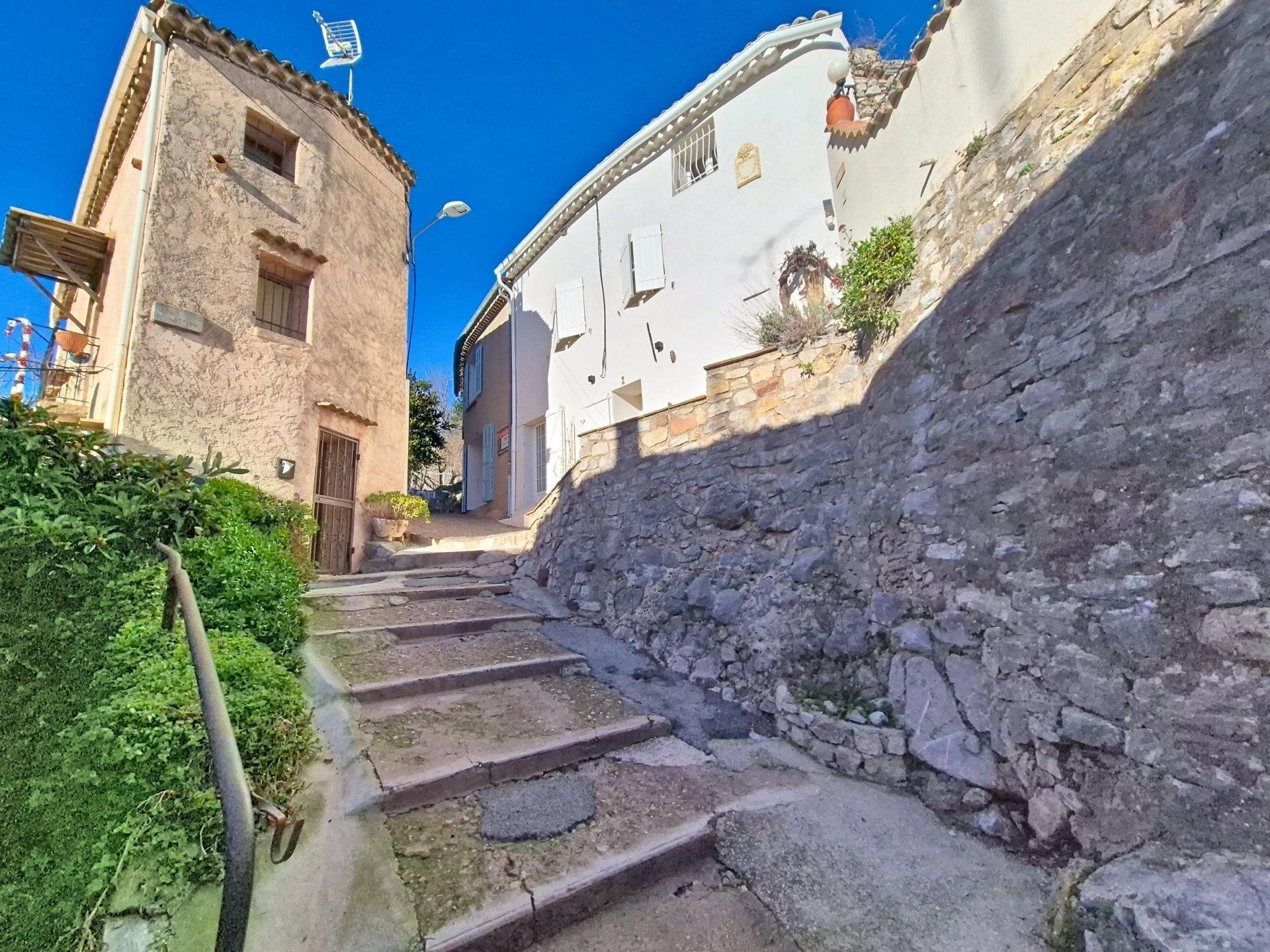 Maison à vendre, 61m², Le Luc