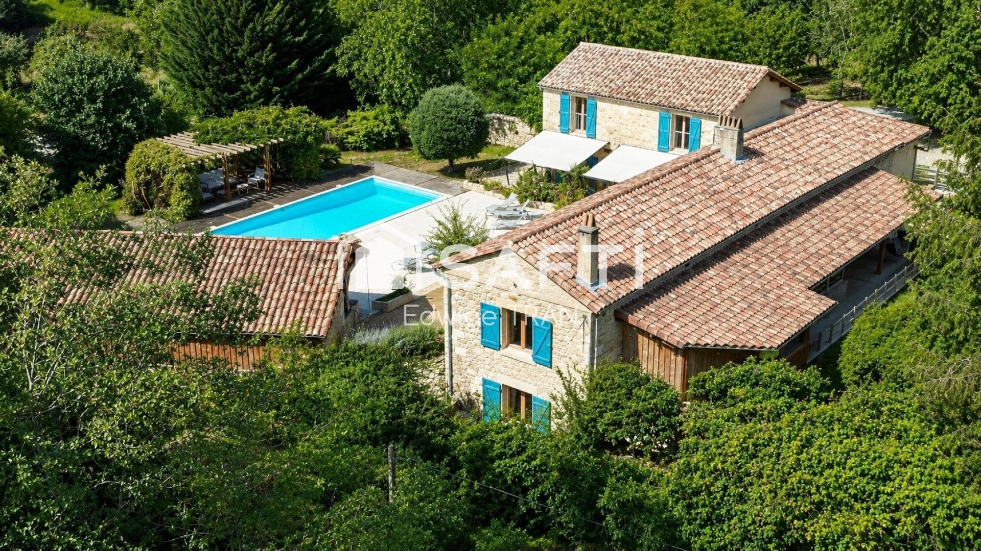 Maison à vendre, 248m², Fumel