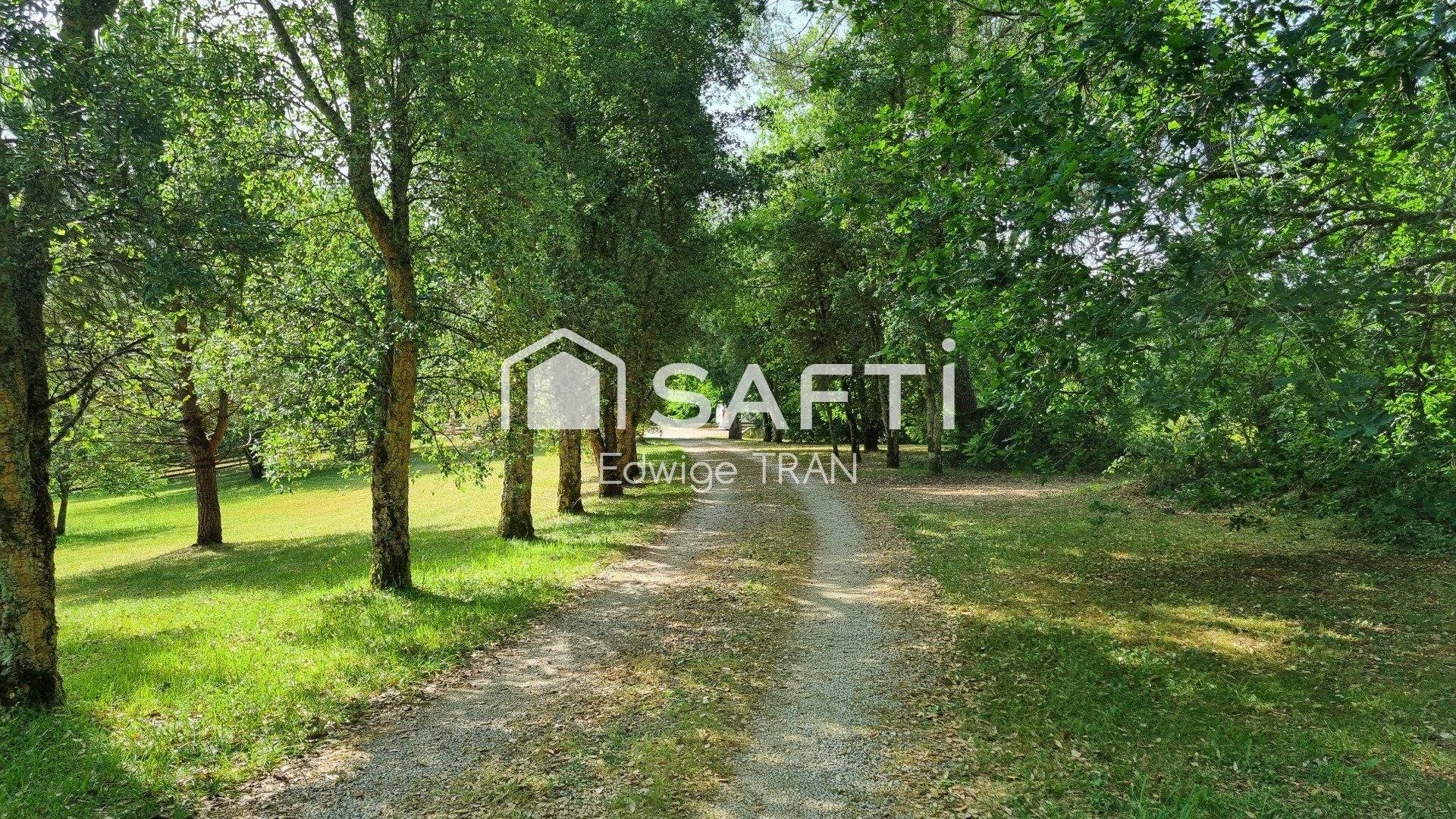 Maison à vendre, 248m², Fumel