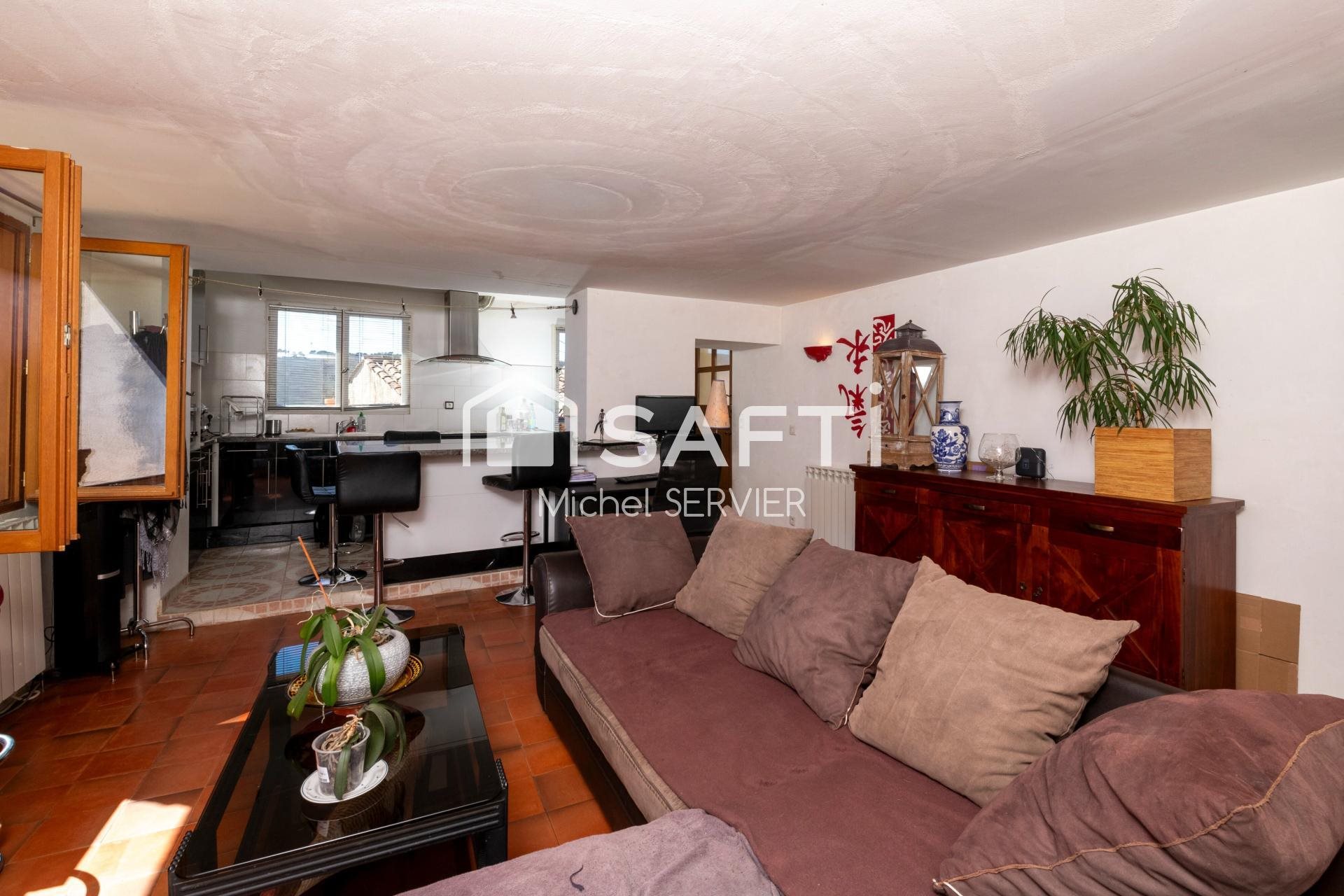 Maison à vendre, 81m², Évenos