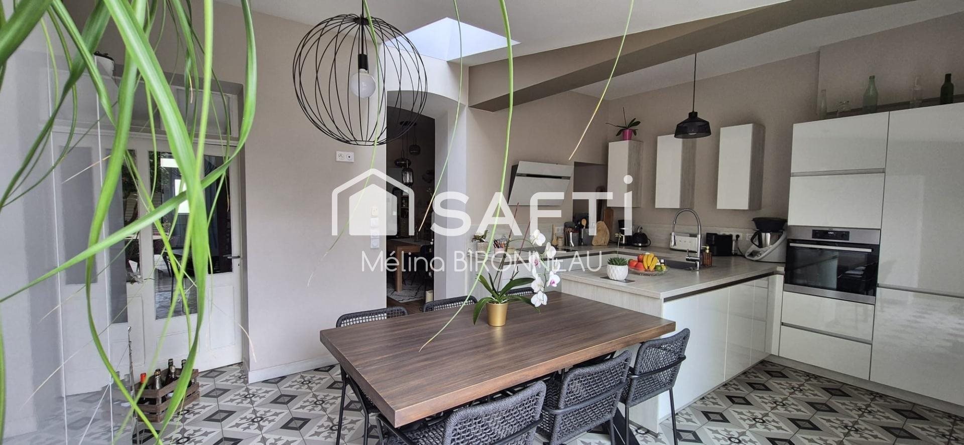 Maison à vendre, 180m², La Roche-sur-Yon