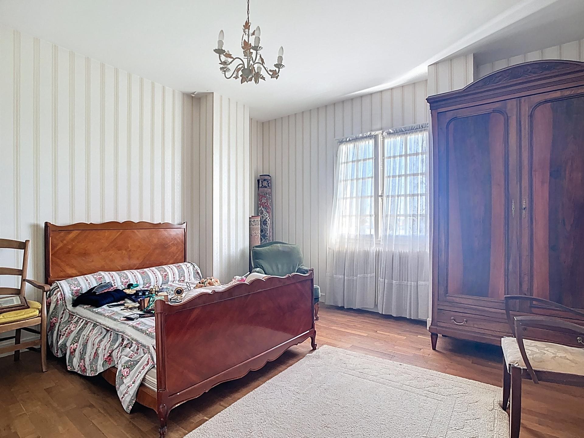 Maison à vendre, 200m², Béguey