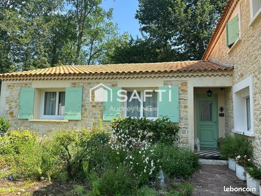 Maison à vendre, 187m², Baron