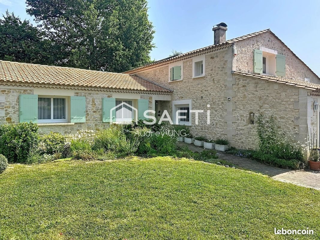 Maison à vendre, 187m², Baron
