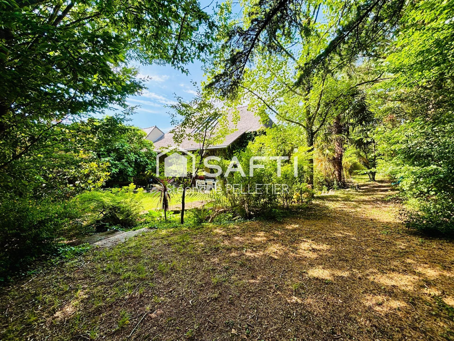 Maison à vendre, 201m², Noyal-Châtillon-sur-Seiche