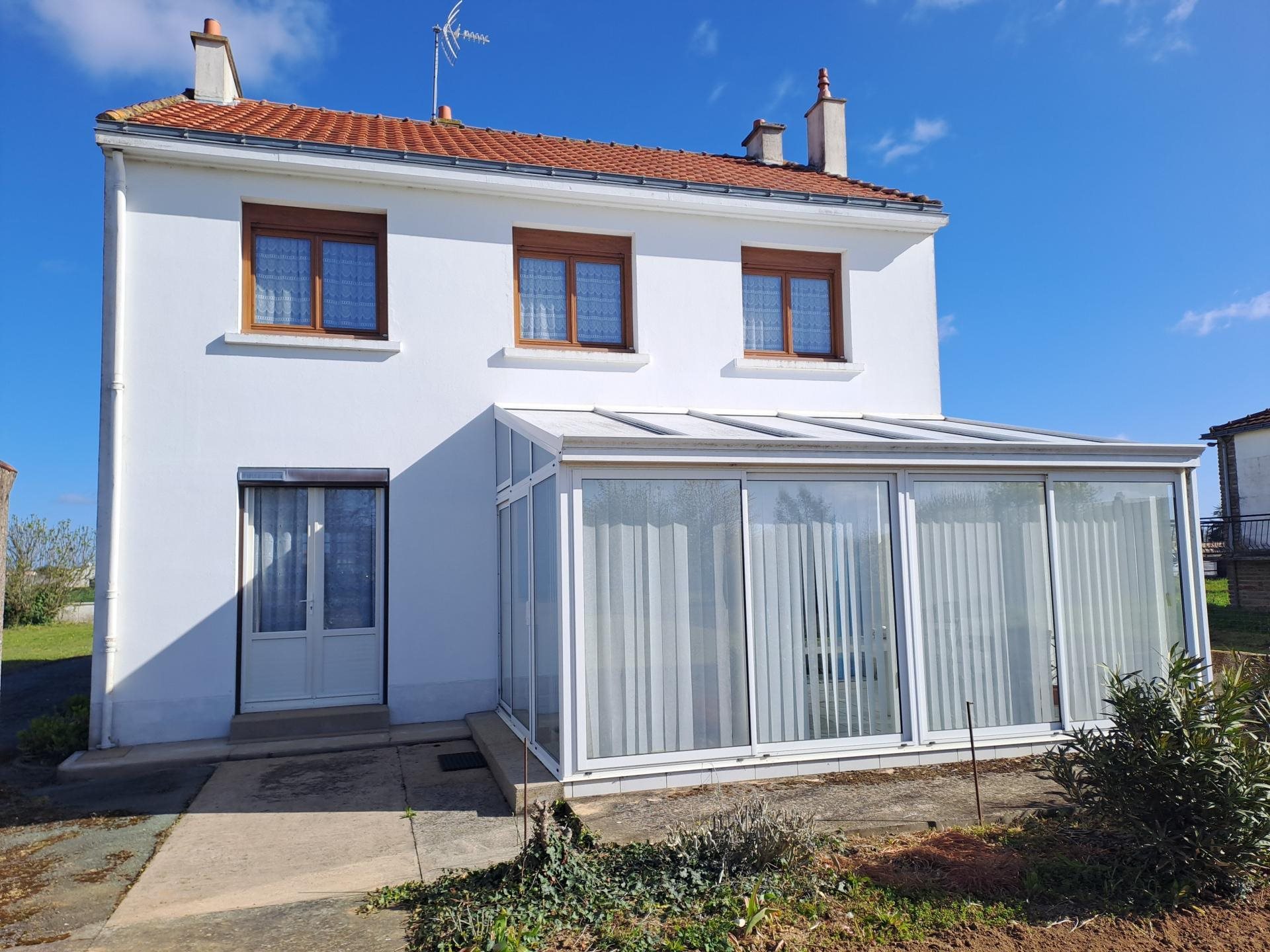 Maison à vendre, 107m², Les Magnils-Reigniers