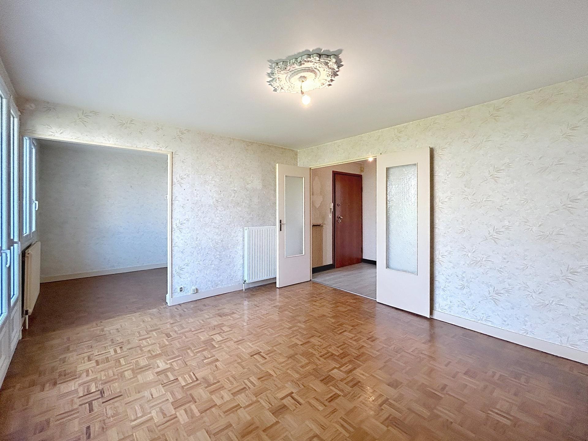 Appartement à vendre, 70m², Pont-Evêque