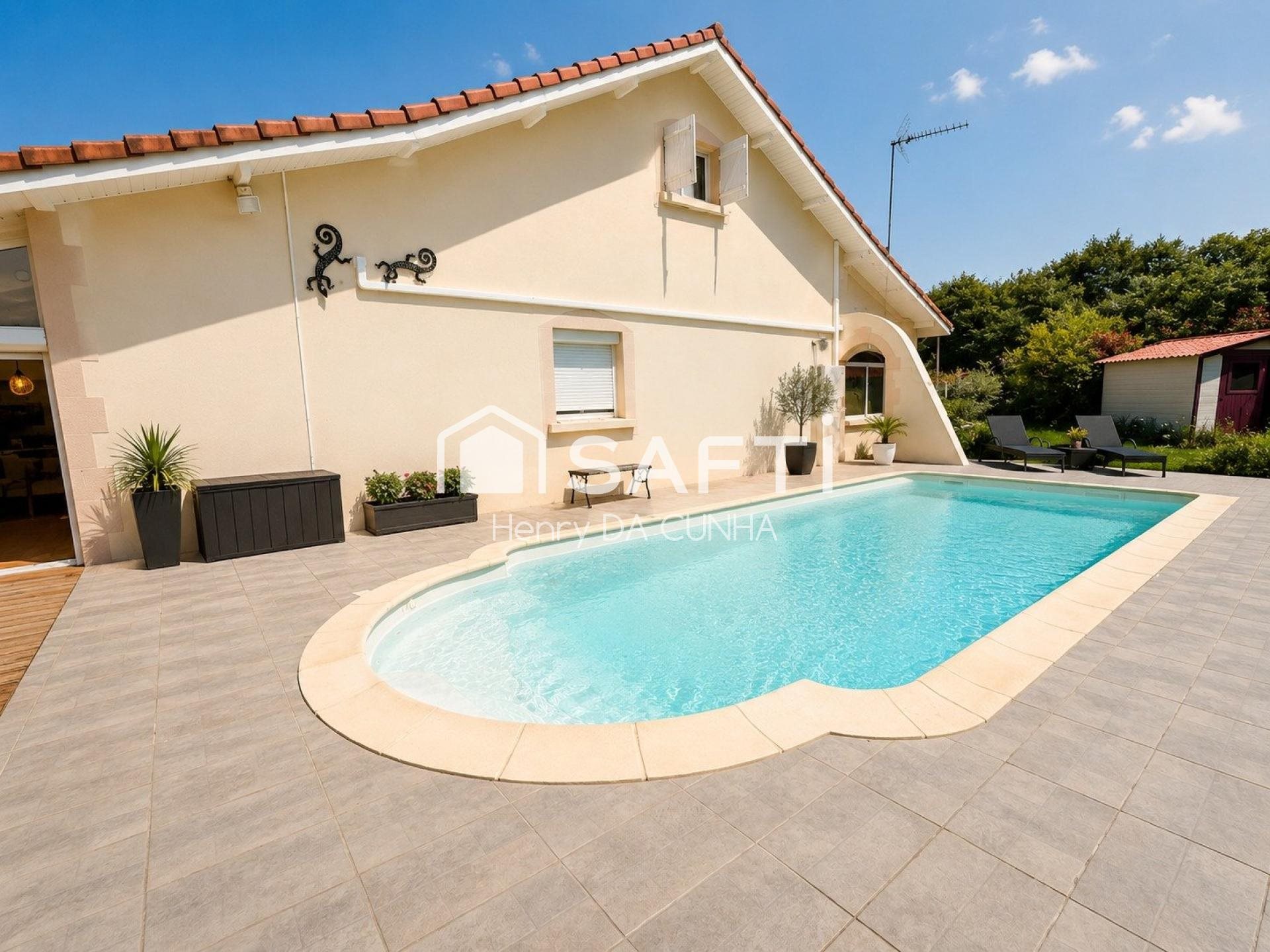Maison à vendre, 240m², Parentis-en-Born
