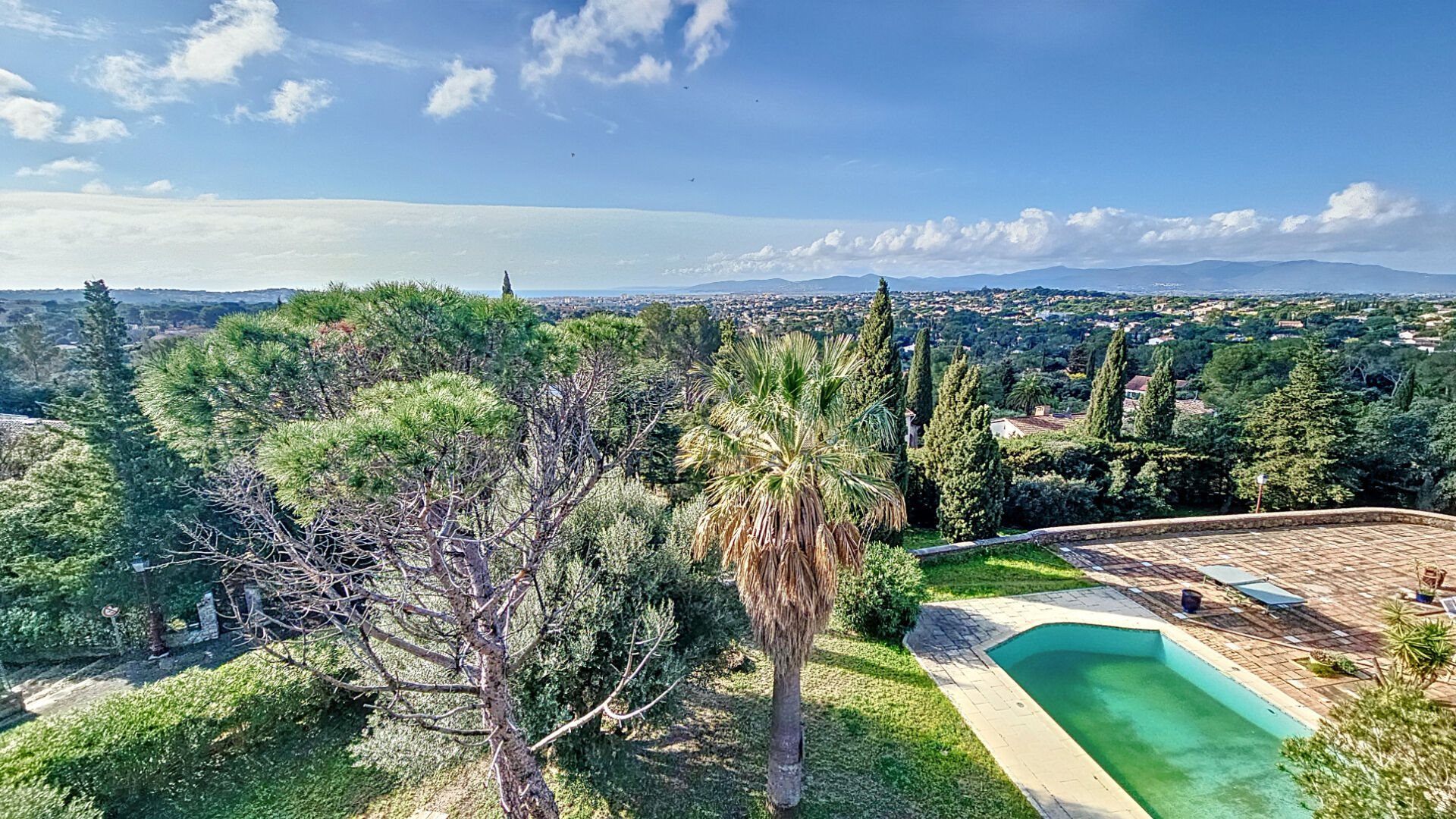 Maison à vendre, 500m², Fréjus