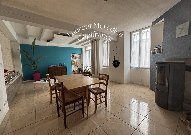 Maison à vendre, 142m², Pleine-Selve
