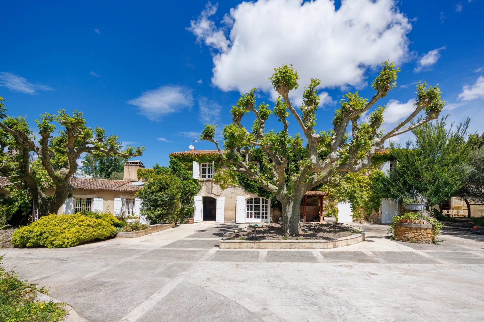 Maison à vendre, 636m², Pertuis